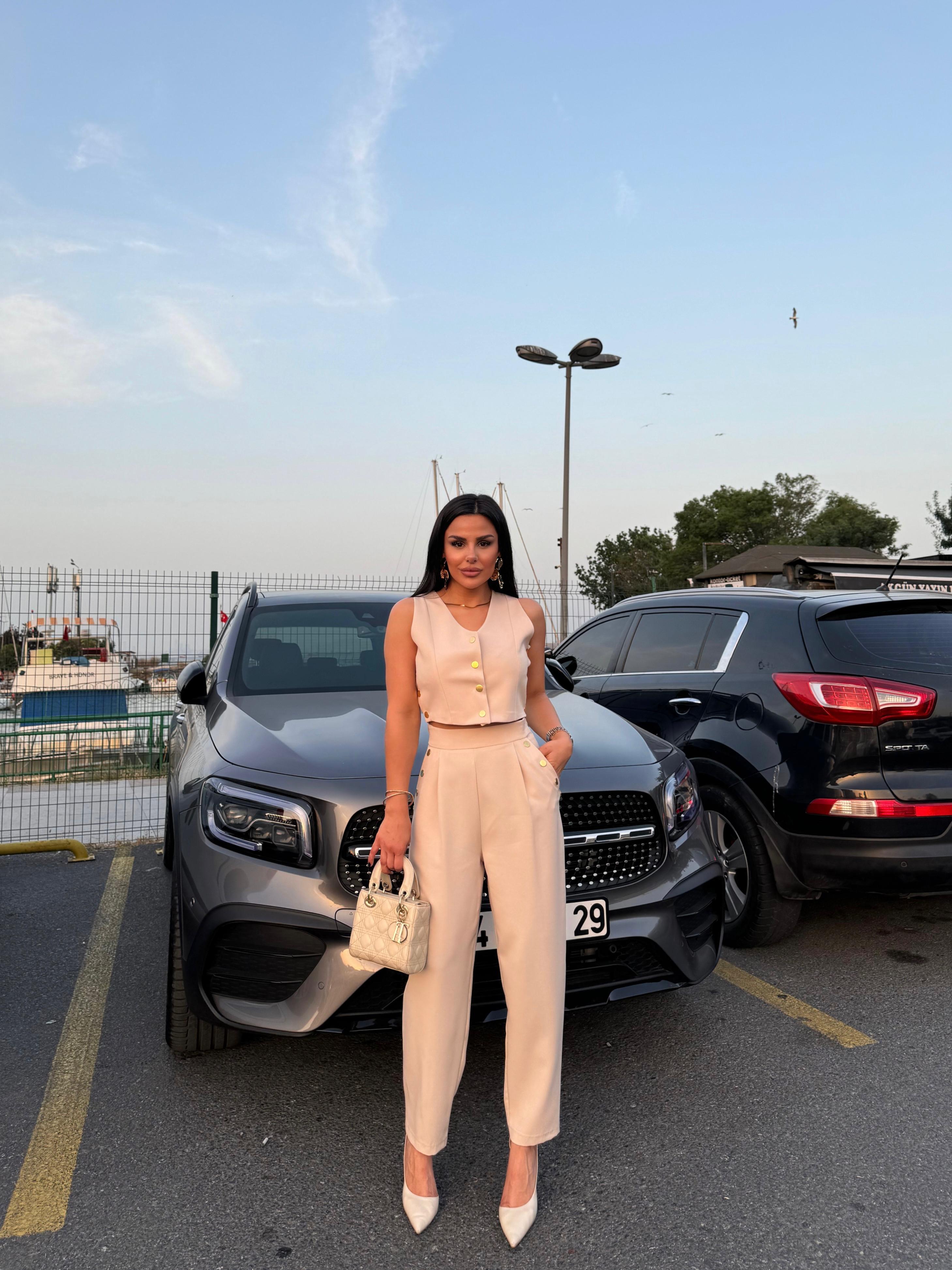 Belina Zımba Detaylı Yelekli Takım Bej · 4