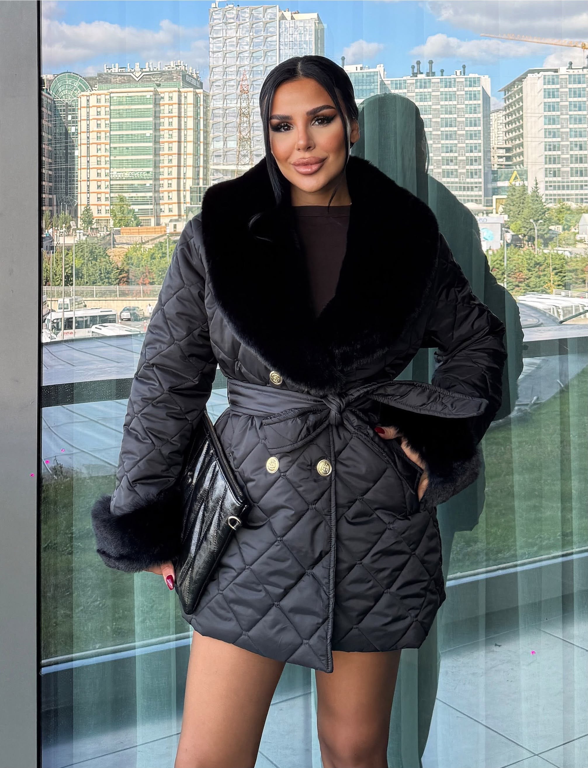 Densa Kürk Yaka Detaylı Kapitone Kaban Siyah