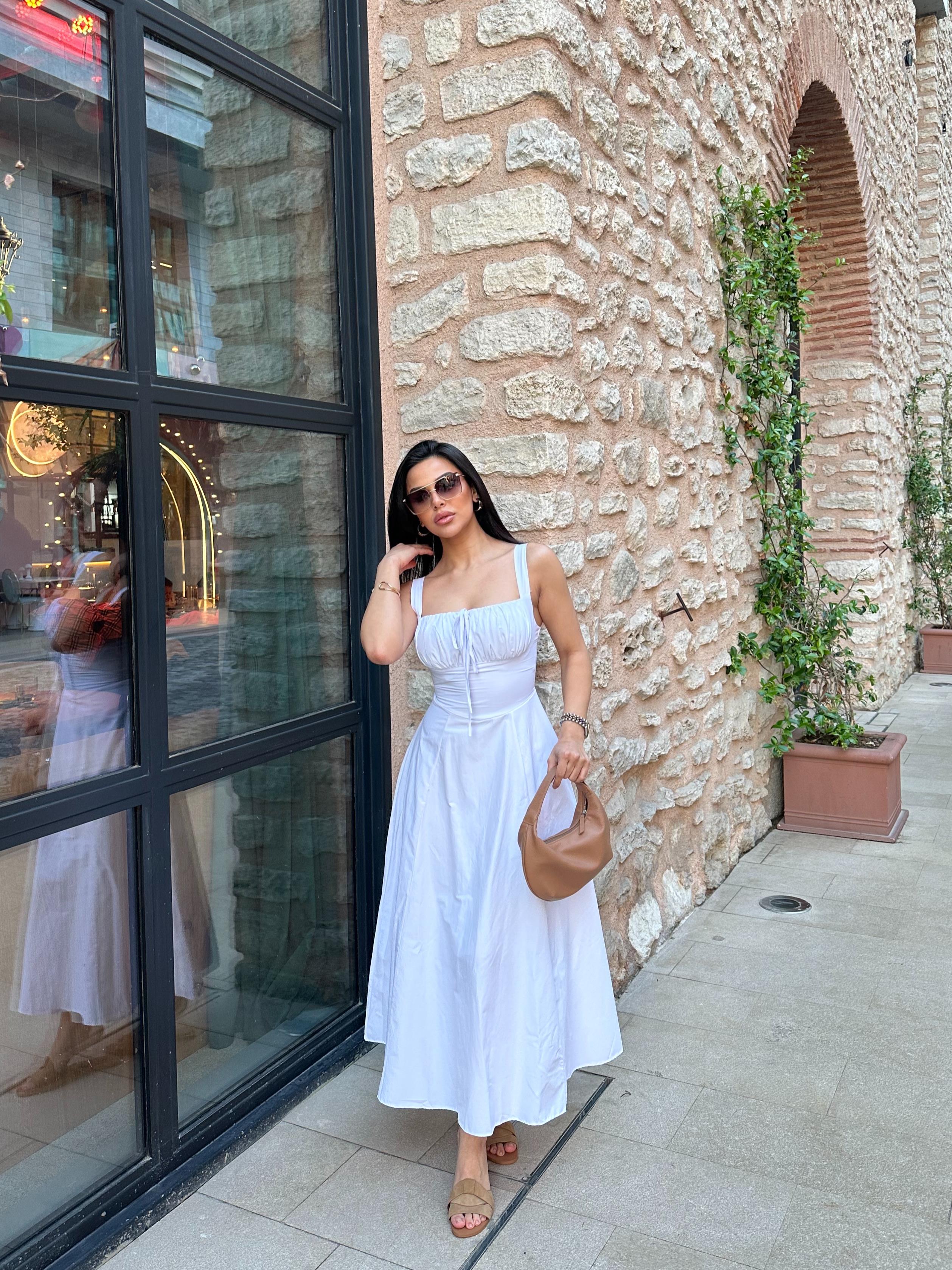 Jasmin Elbise Beyaz