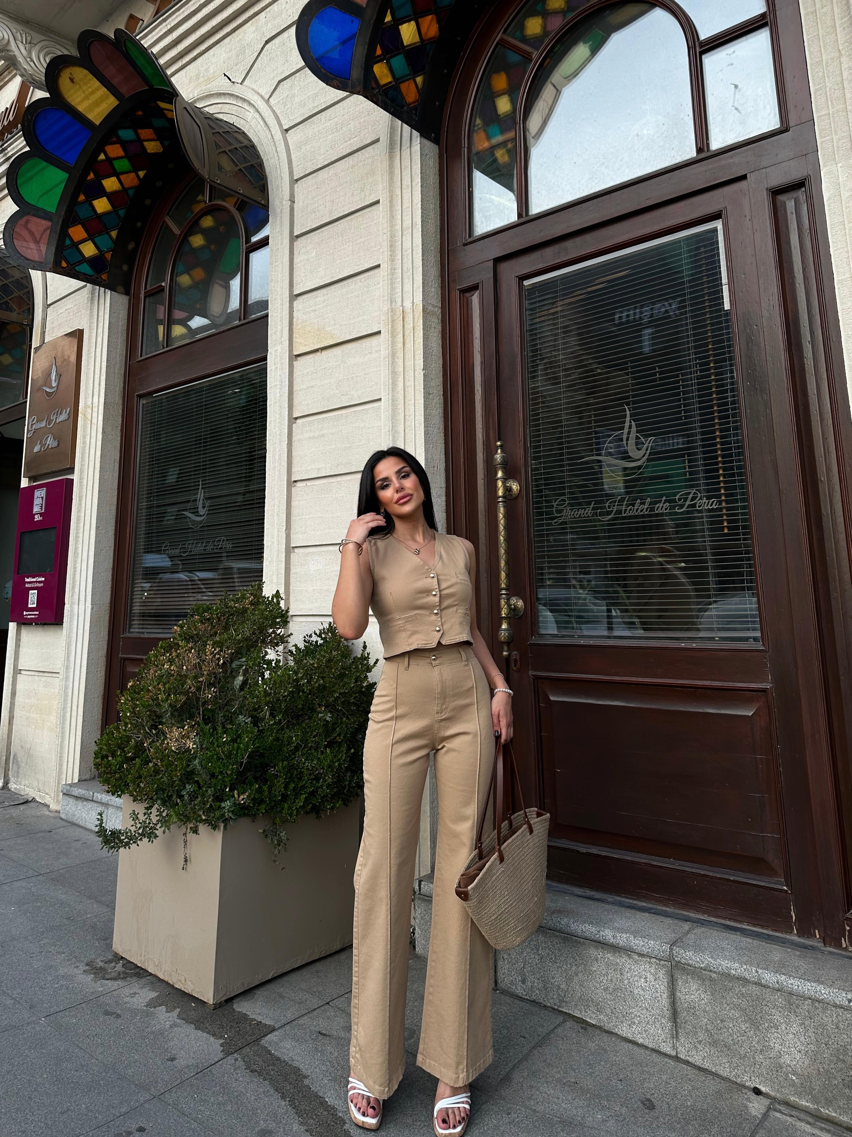 London Denim Yelekli Takım Bej · 3