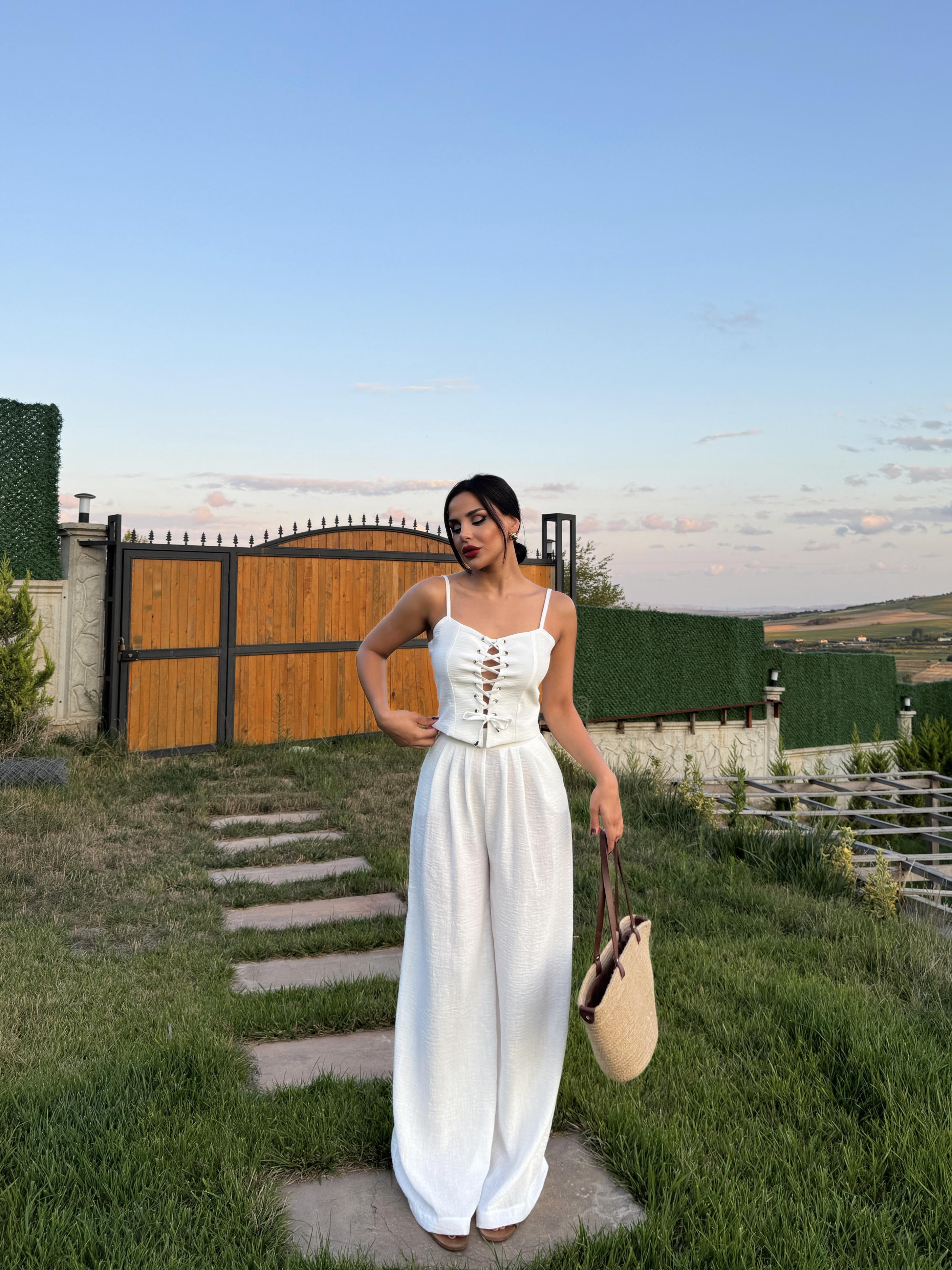 Mekenzi Crop Takım Beyaz · 3