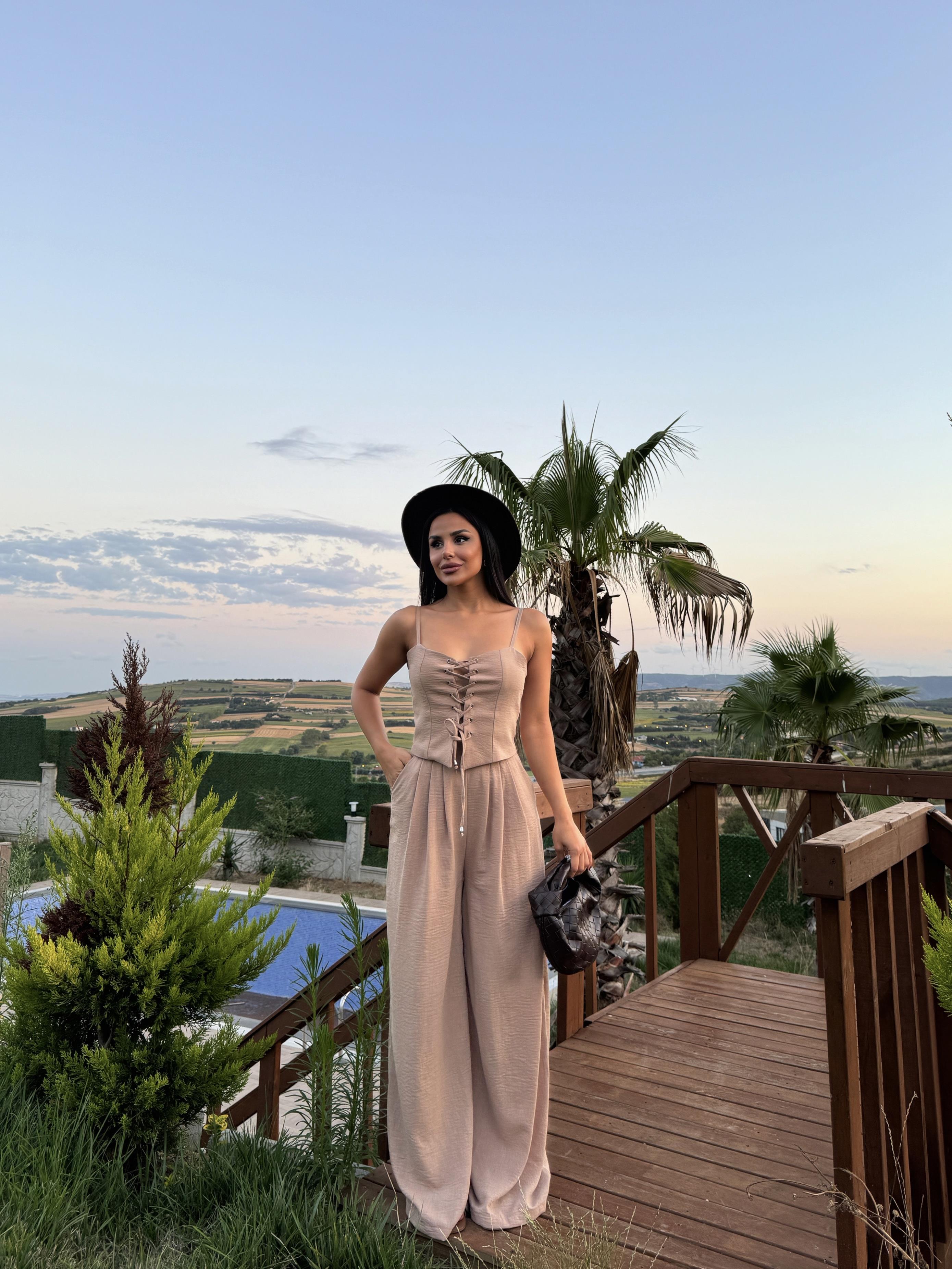 Mekenzi Crop Takım Sütlü Kahve · 4