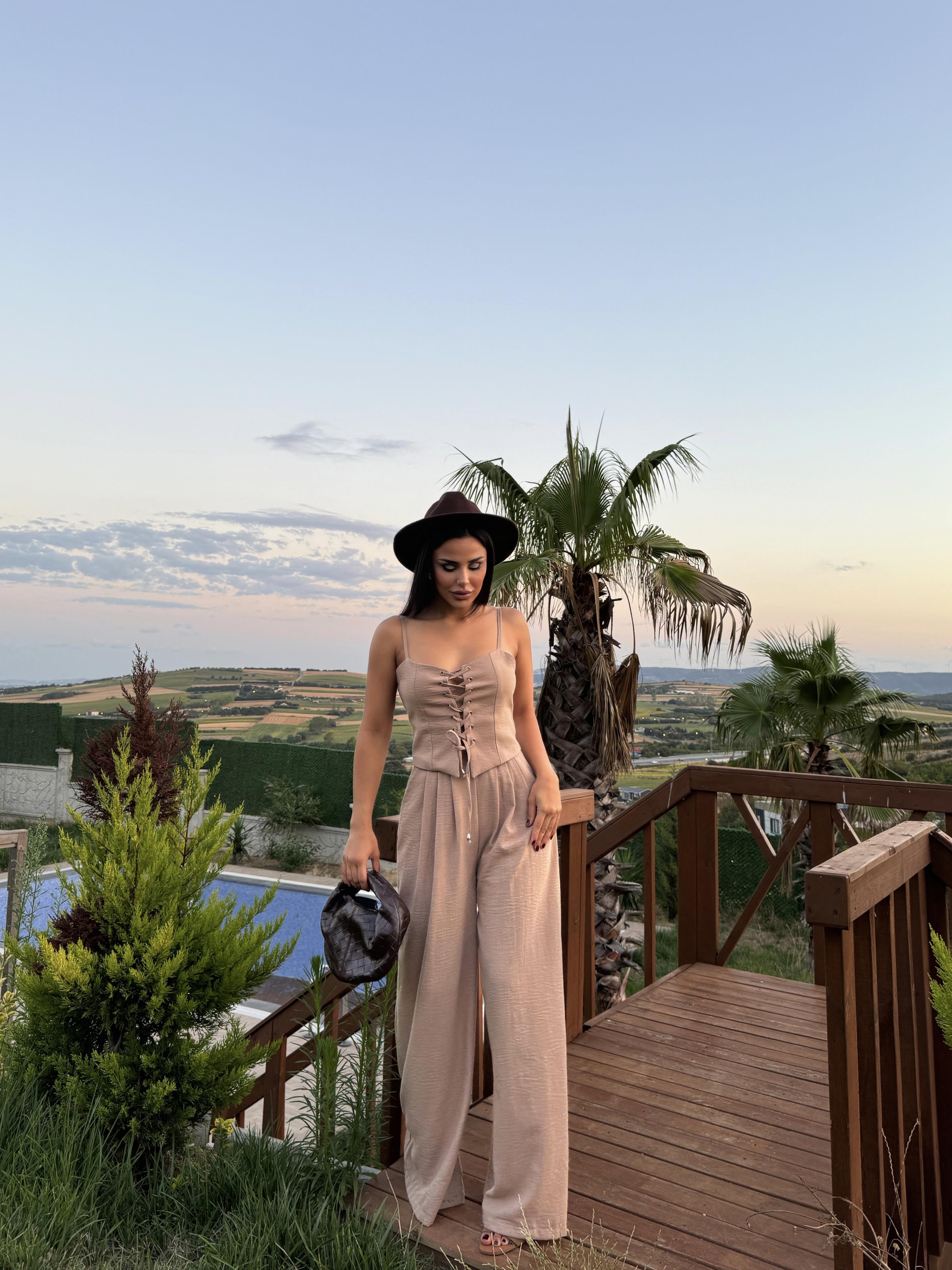 Mekenzi Crop Takım Sütlü Kahve · 2