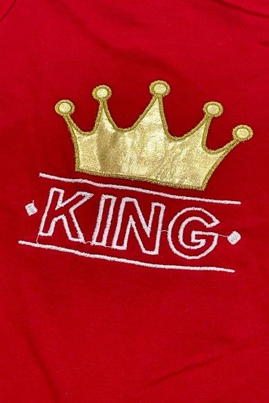 Erkek Bebek Kırmızı Kapüşonlu Kral Desenli Tulum