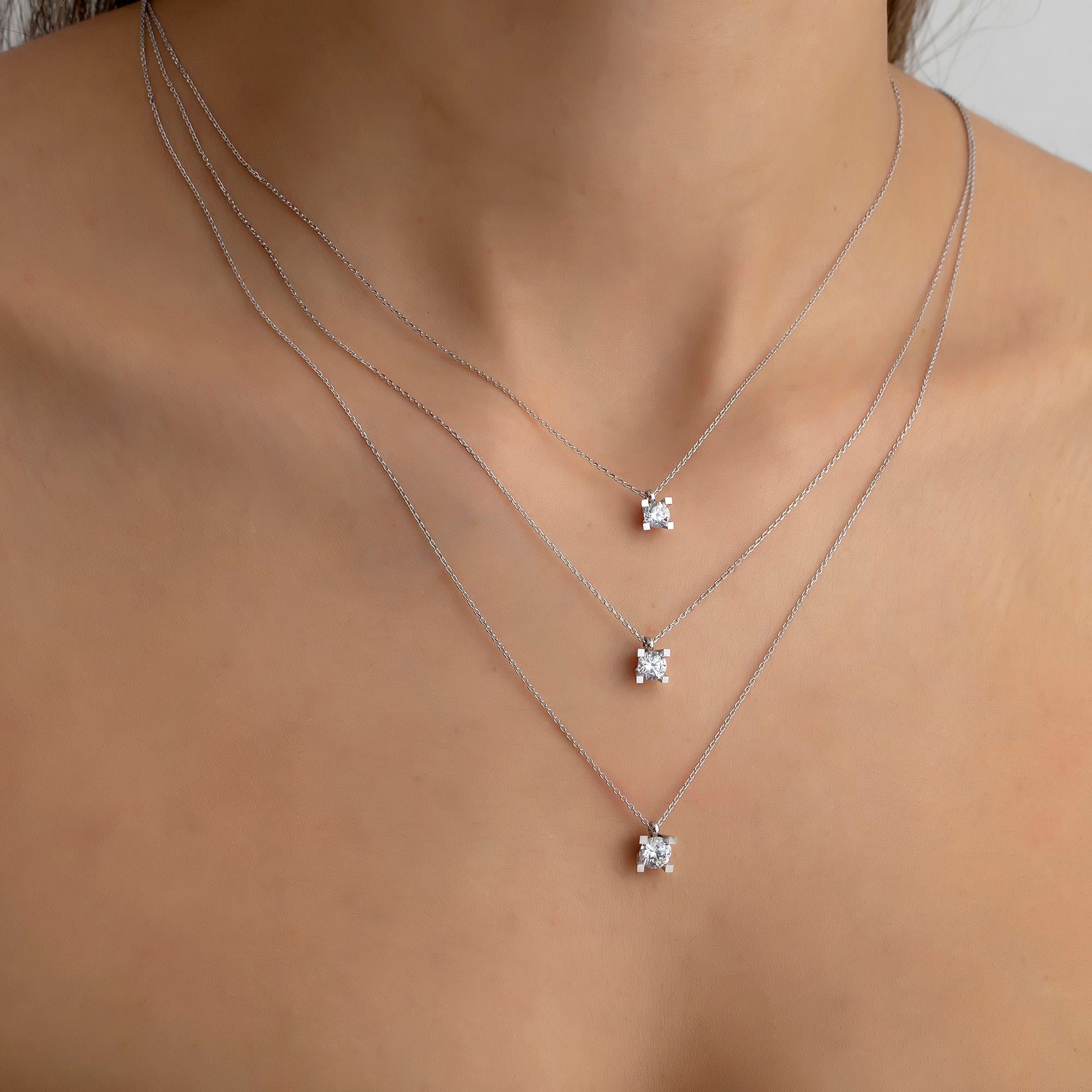 14 Ayar Altın Tek Taş Kolye