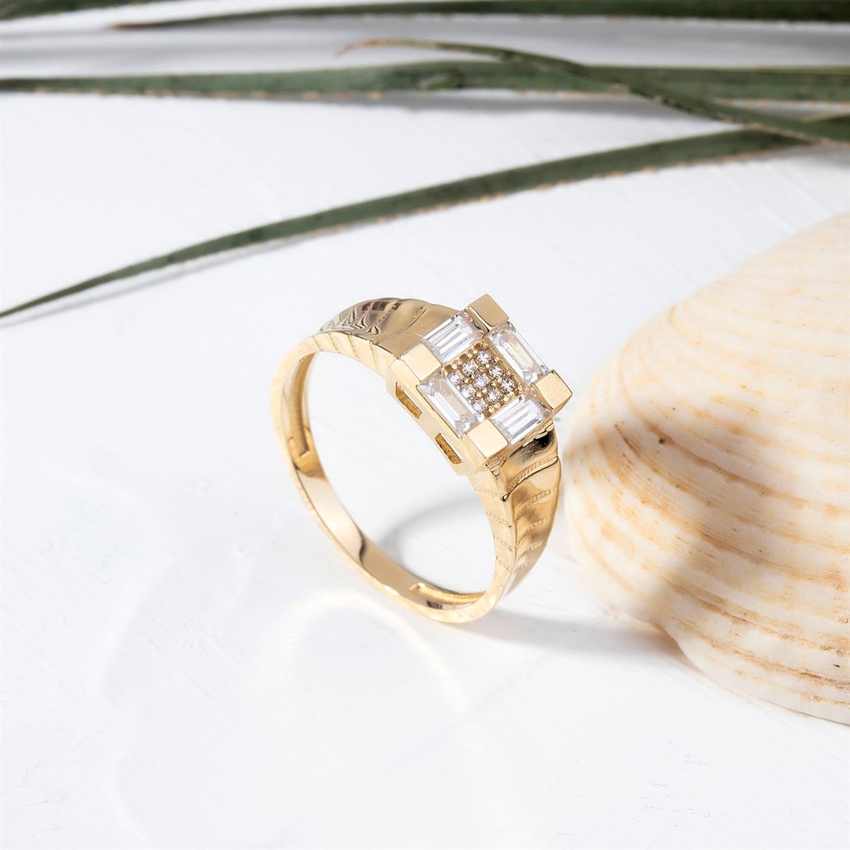 14 Ayar Altın Yüzük 