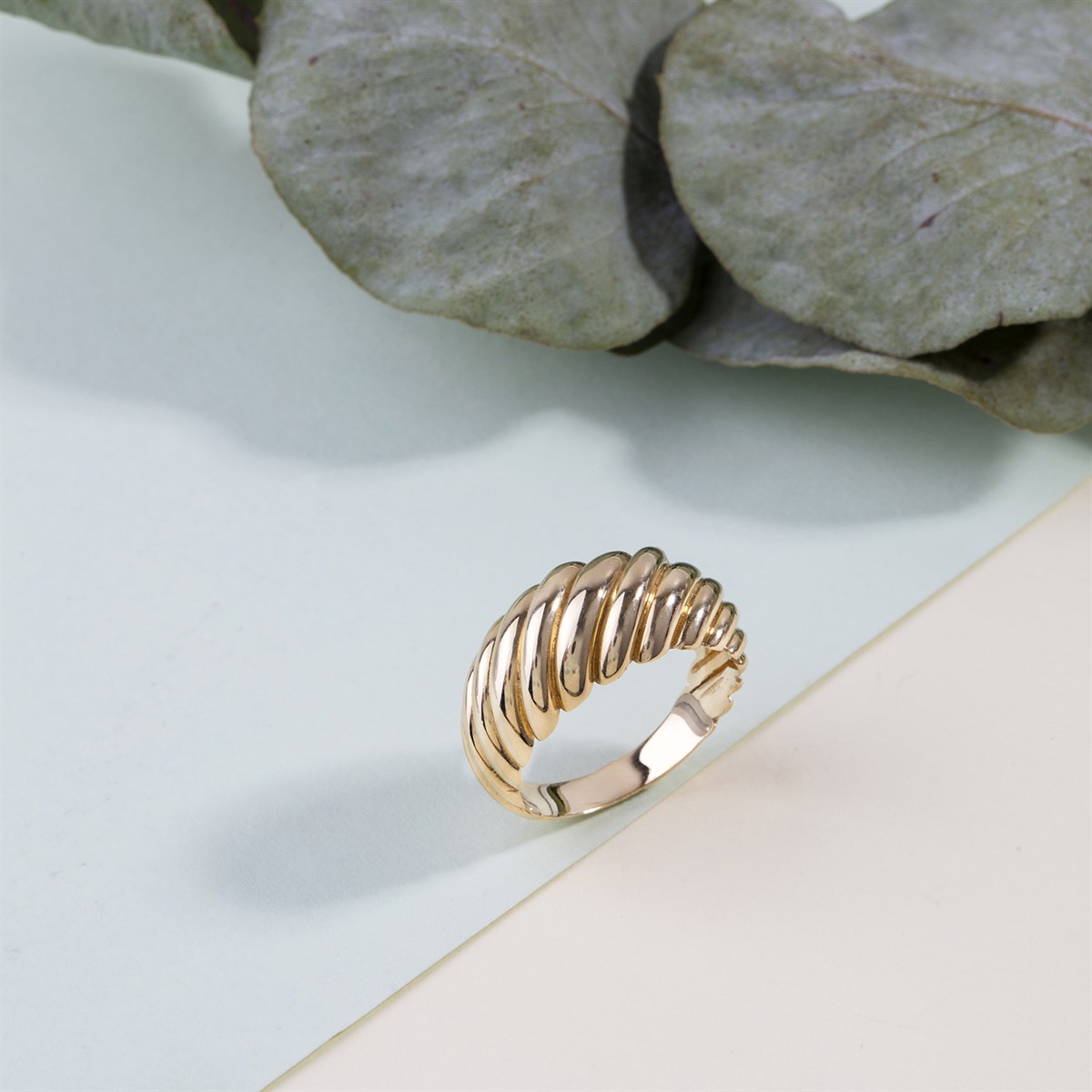 14 Ayar Altın Bracteae Yüzük 