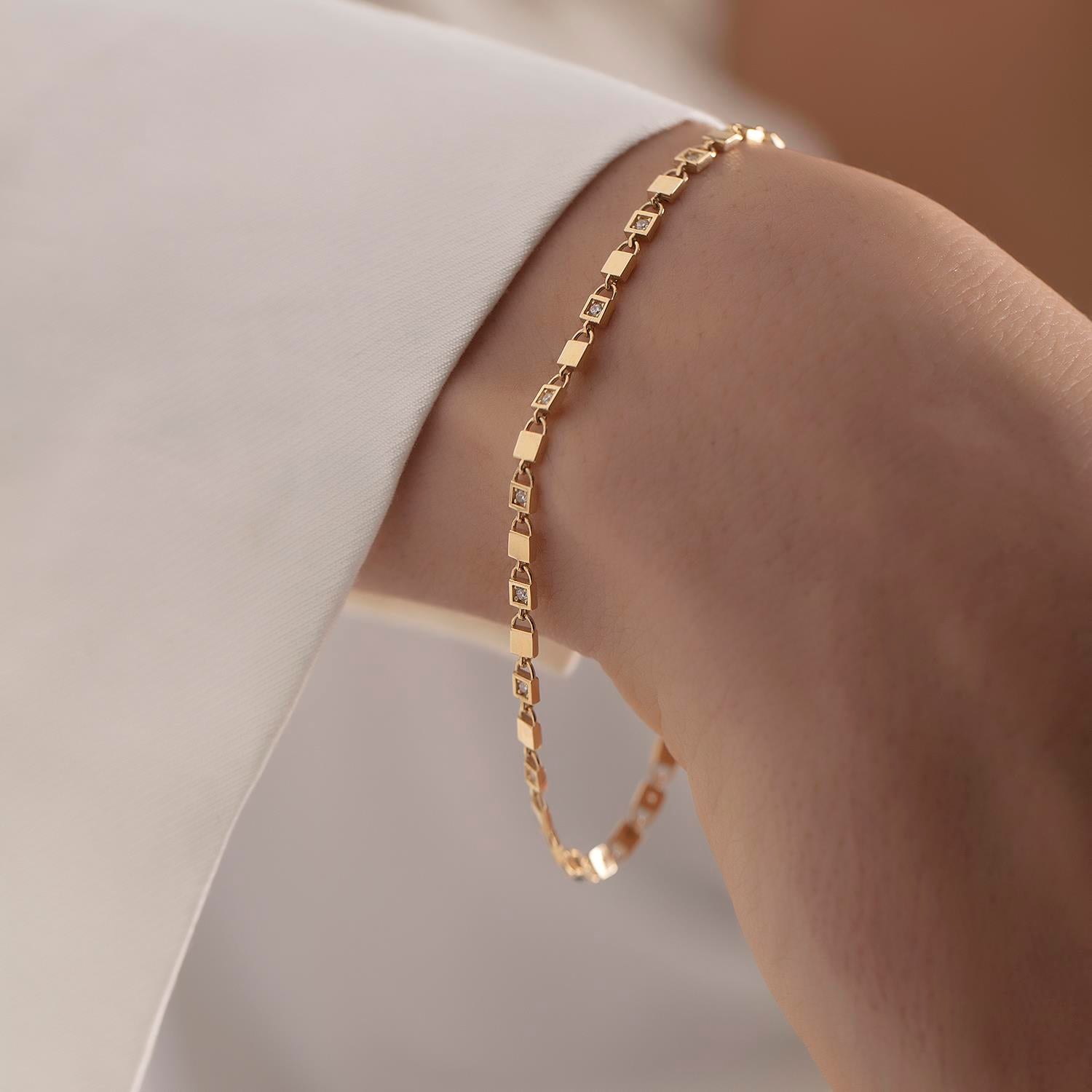 14K Gold Opera Bracelet
