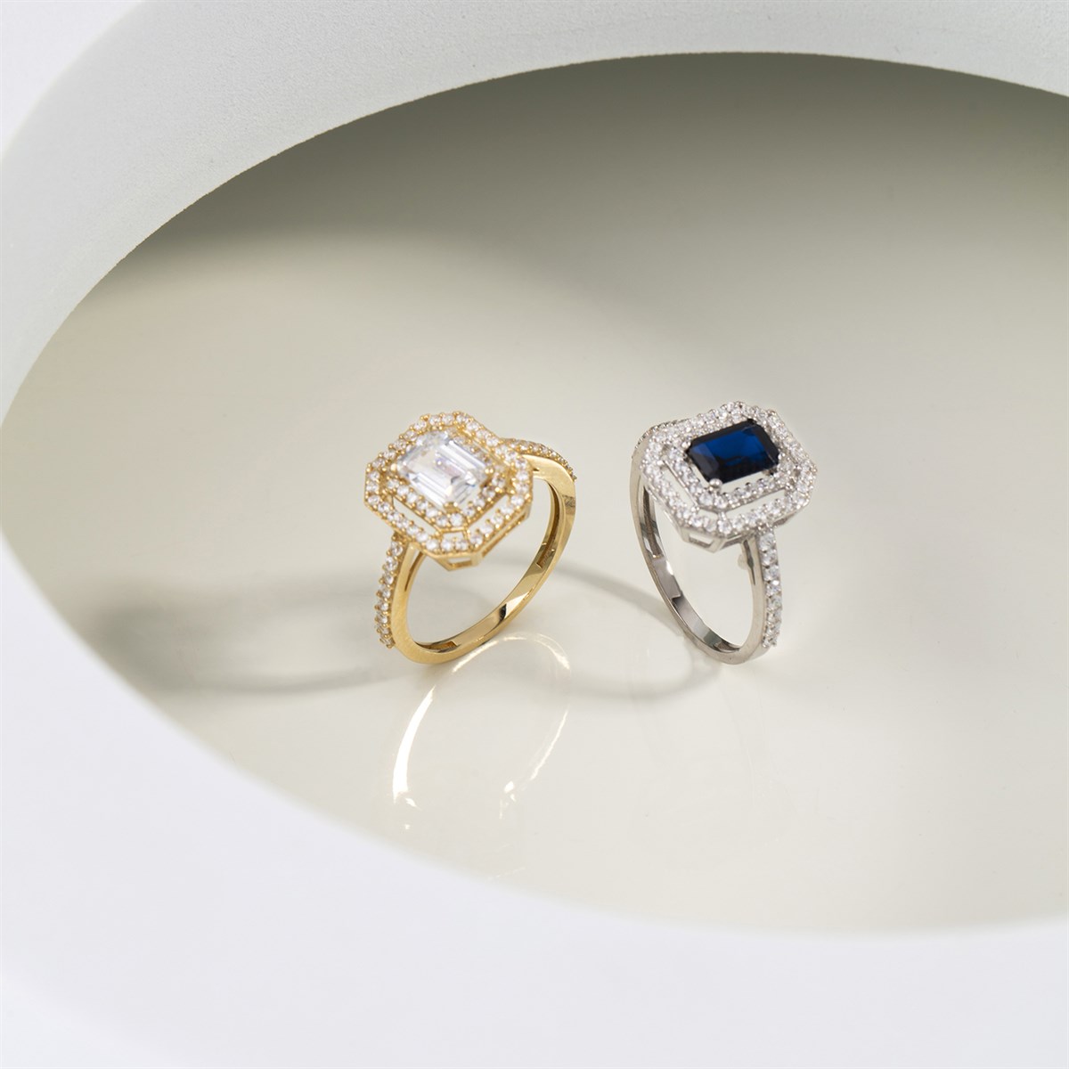 14 Ayar Altın Renkli Baget Linaa  Yüzük 