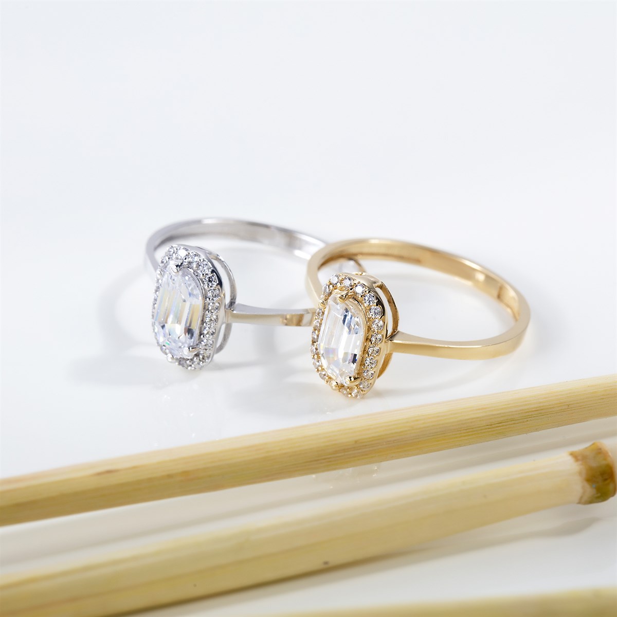 14 Ayar Altın Taşlı Yüzük 