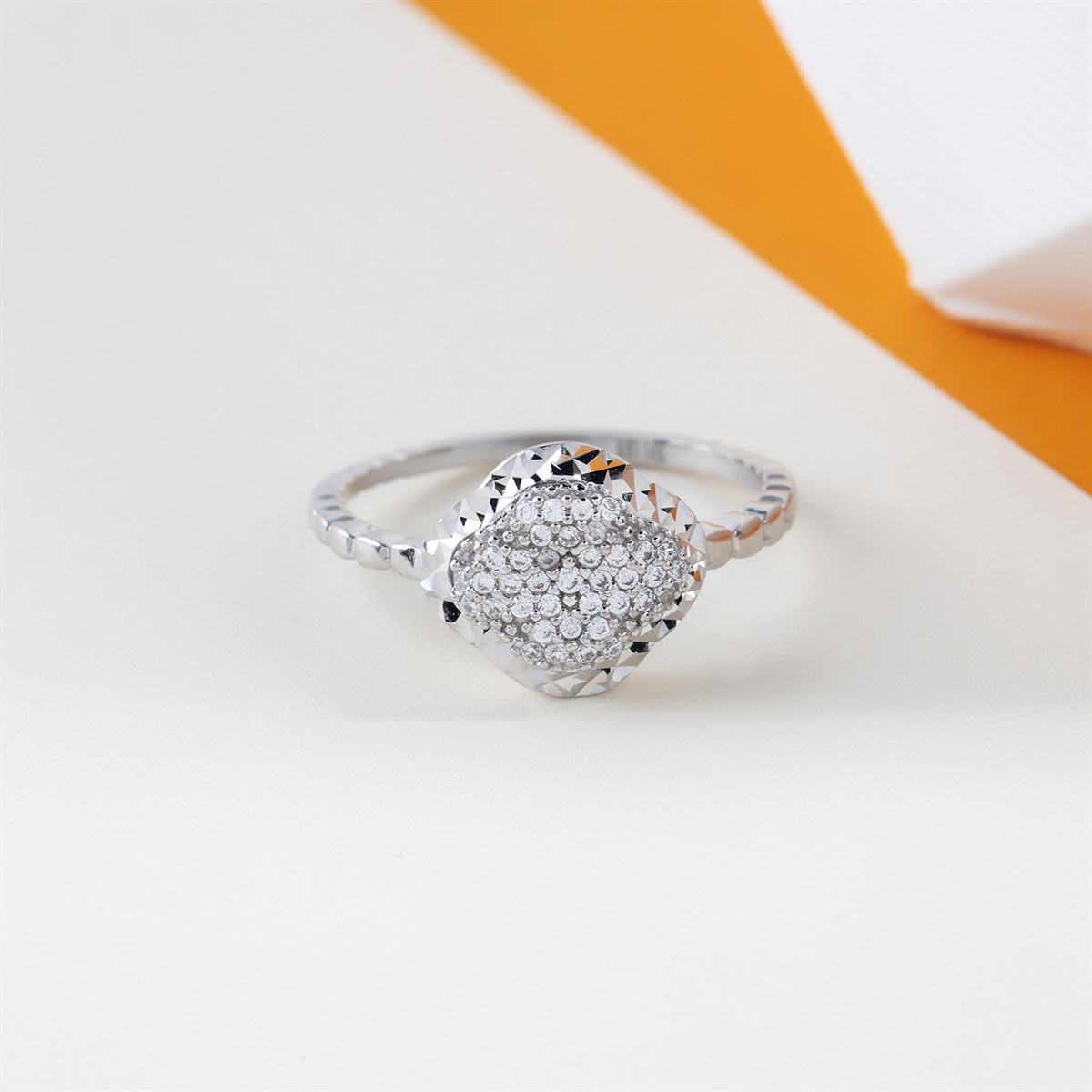 14 Ayar Altın Yüzük 