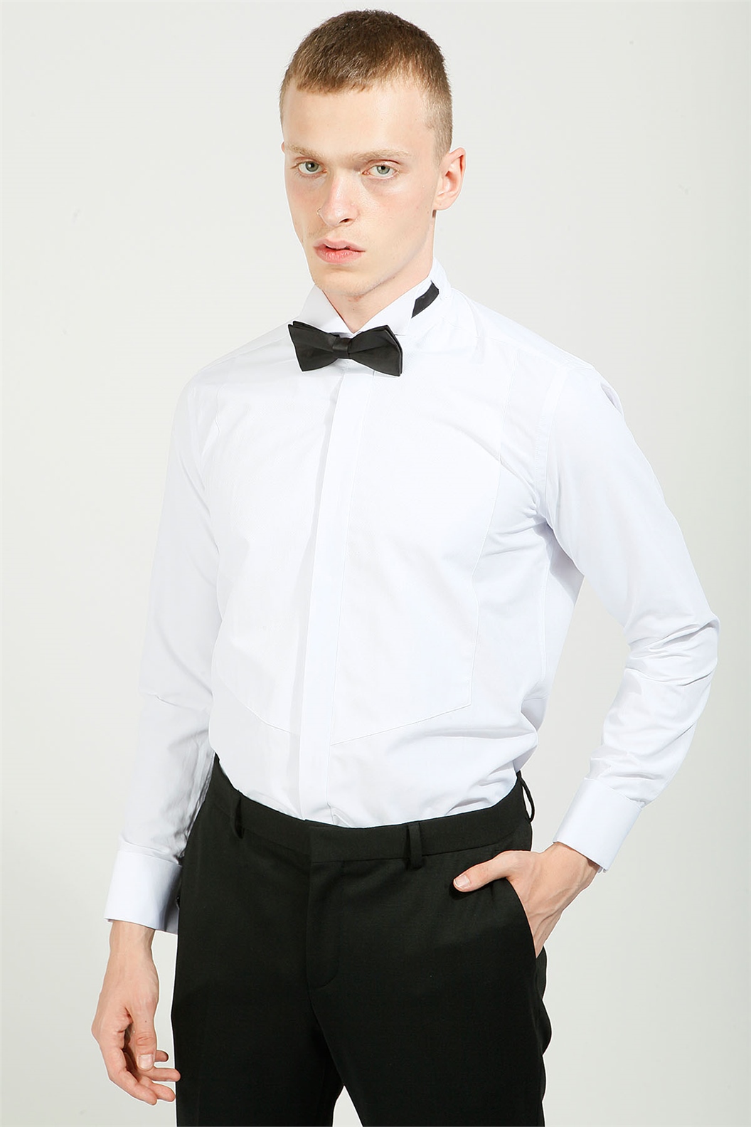 BEYAZ Slim Fit Uzun Kol Gömlek