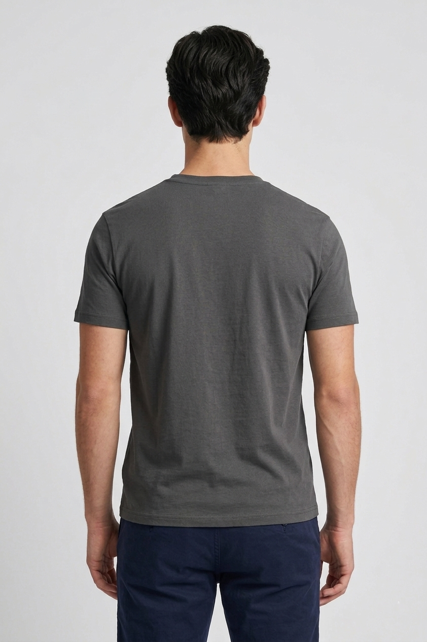 FÜME Comfort Fit V Yaka Basic T-Shirt
