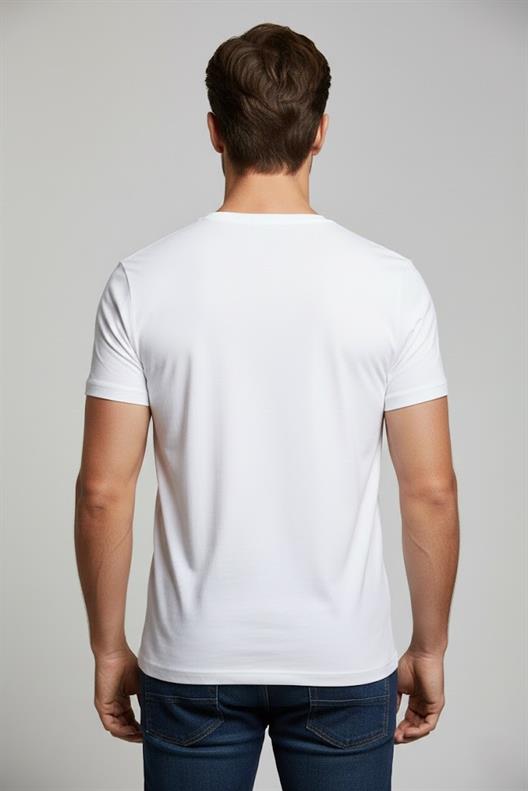 BEYAZ Comfort Fit Bisiklet Yaka Basic T-Shirt