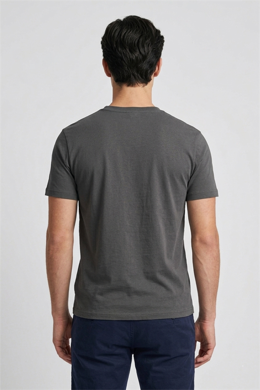 FÜME Comfort Fit V Yaka Basic T-Shirt