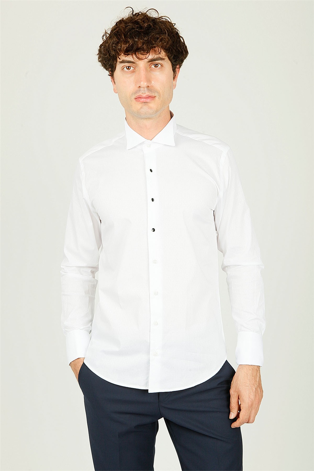 Beyaz Comfort Fit Uzun Kol Gömlek