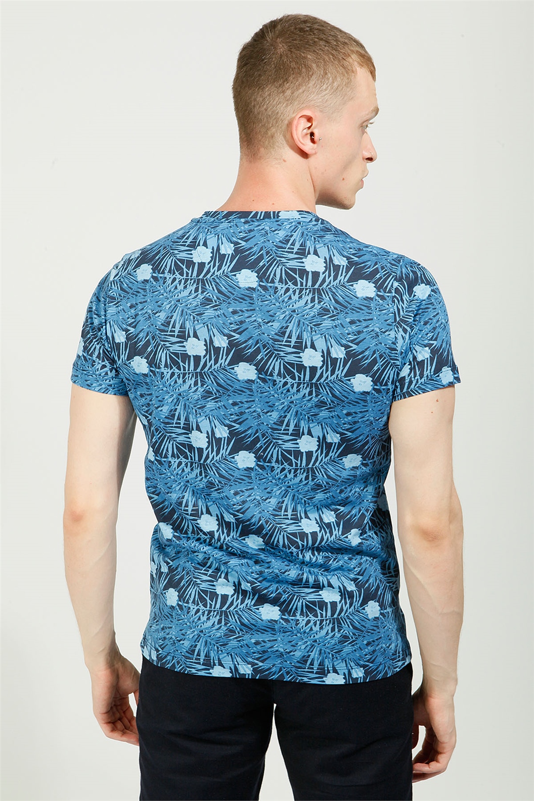 Lacivert Comfort Fit Bisiklet Yaka Baskılı T-Shirt · 4
