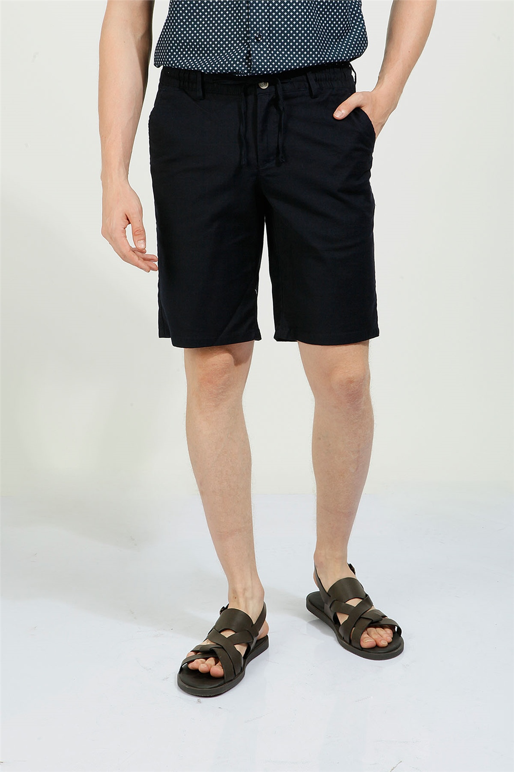 Lacivert Slim Fit Bermuda Şort