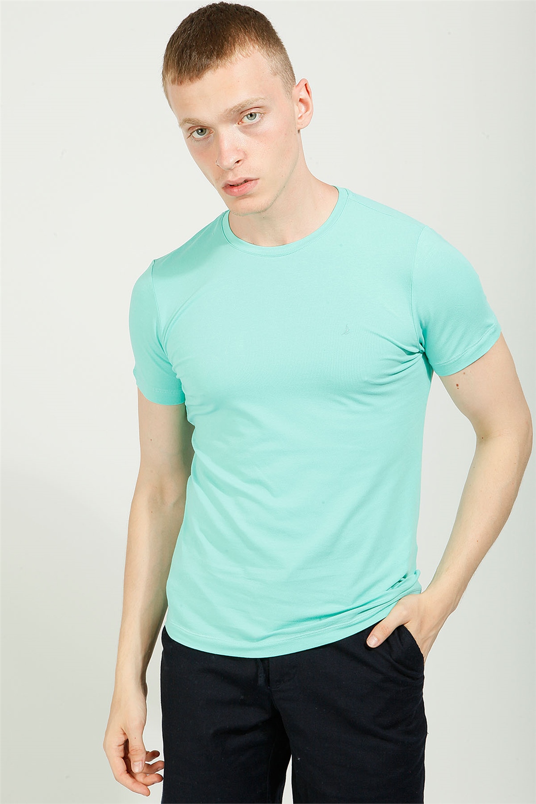 MİNT Comfort Fit Bisiklet Yaka Basic T-Shirt