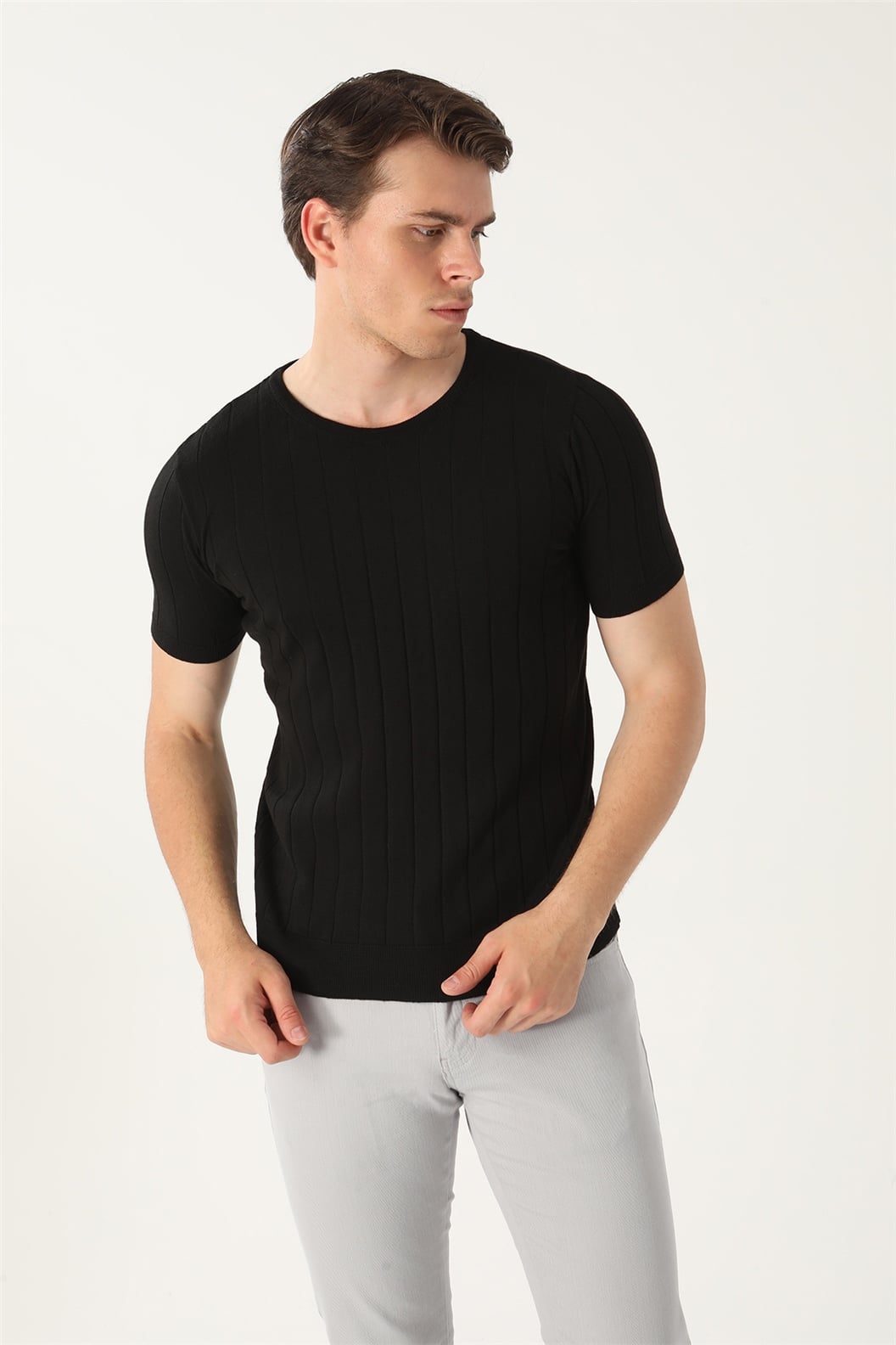 Siyah Slim Fit Bisiklet Yaka Triko T-Shirt
