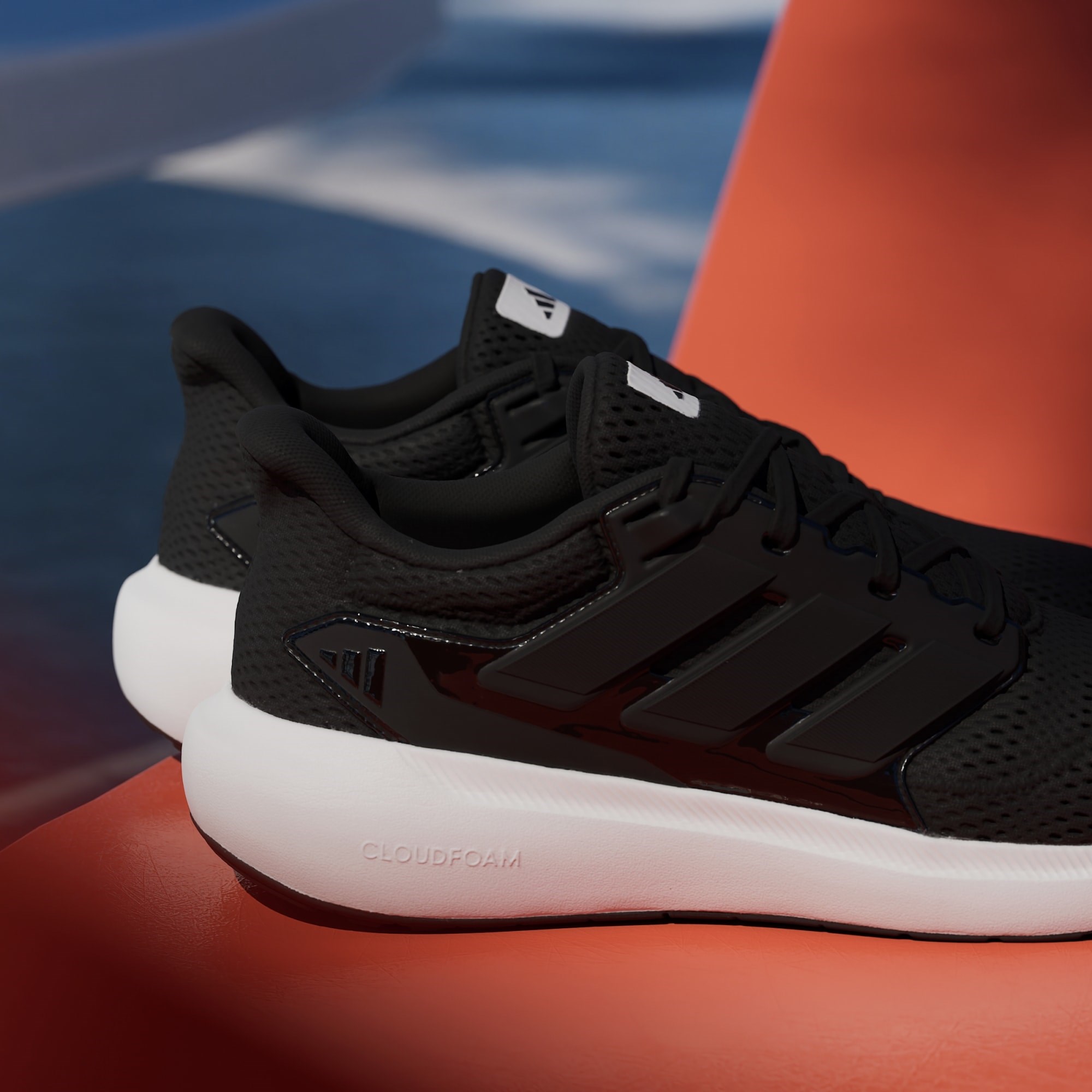 ADİDAS ULTIMASHOW 2.0 CBLACK/CBLACK/FTWWHT
