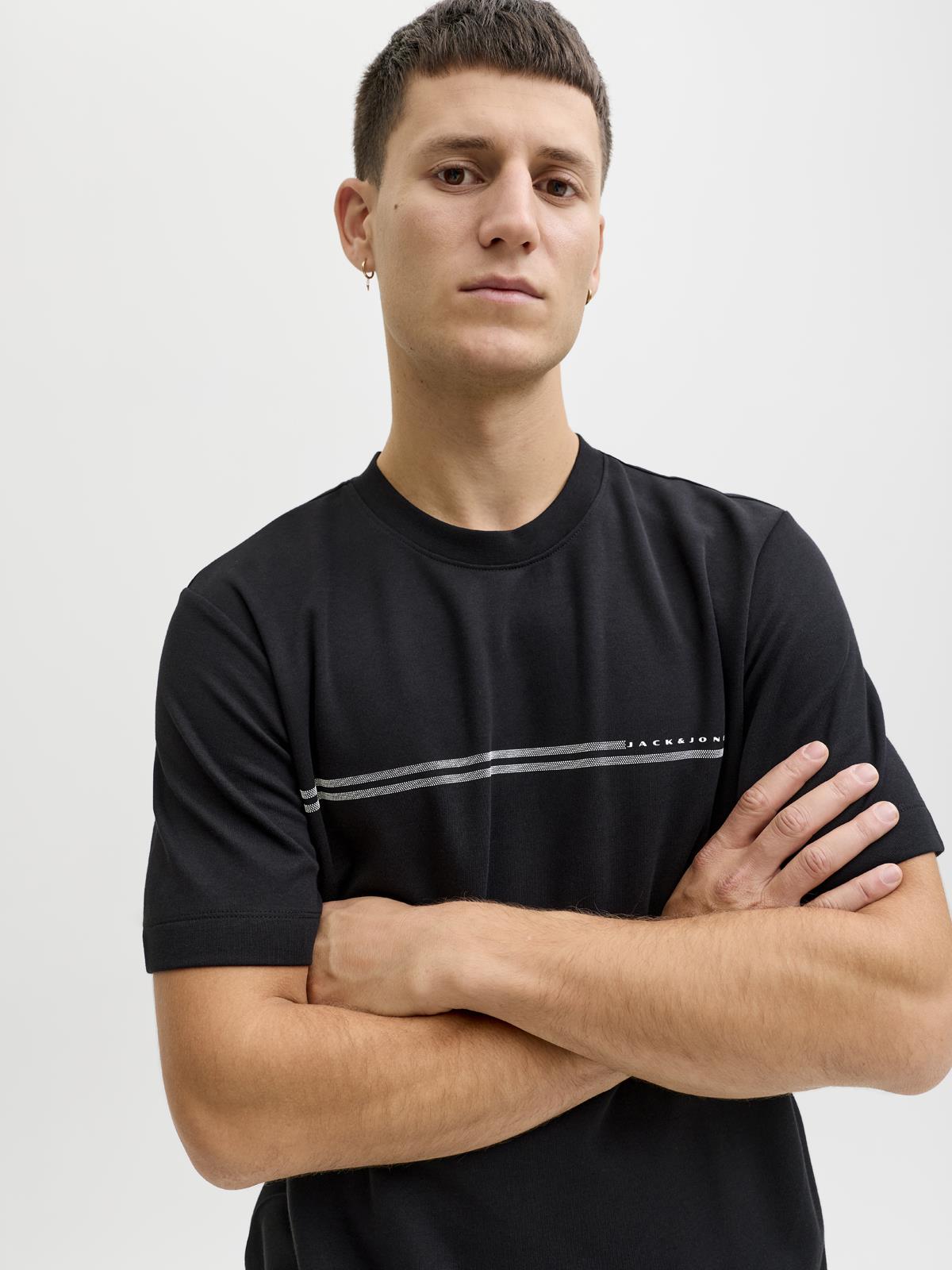 JCOFUSION CHEST BRAND TEE SS CREW NOOS Black