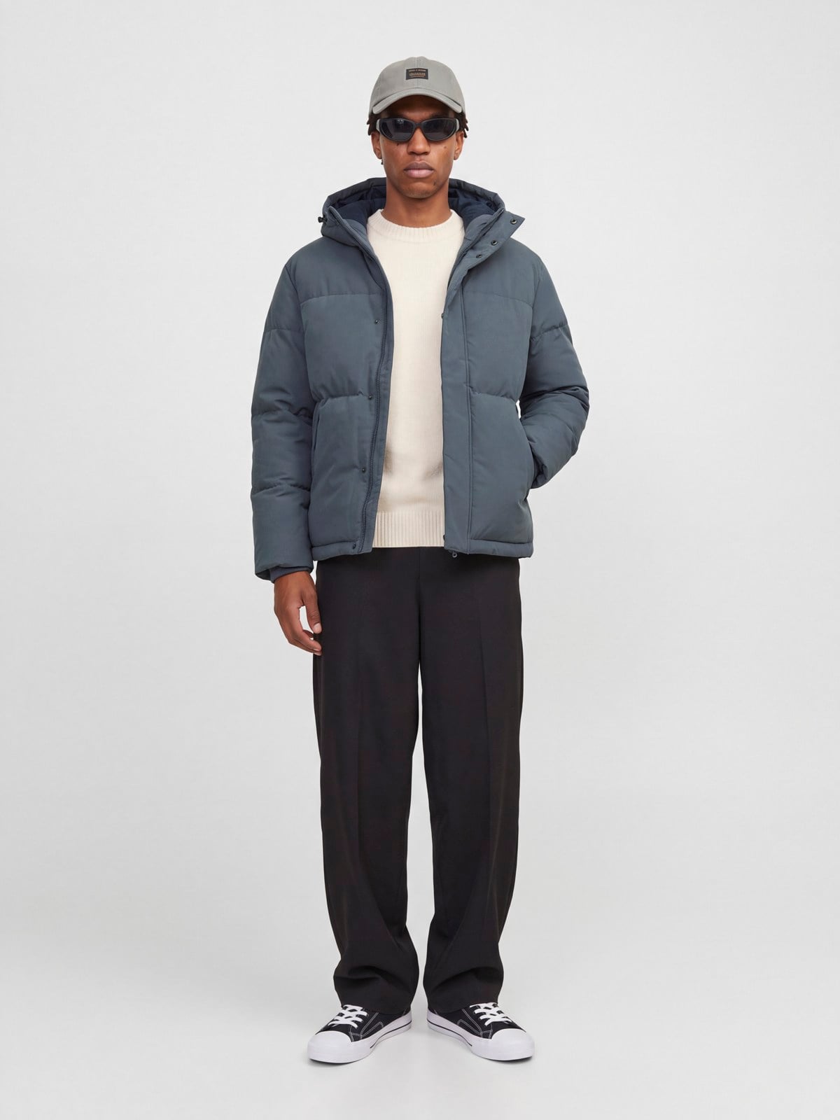 JJESOHO PUFFER HOOD AW26 SN Turbulence