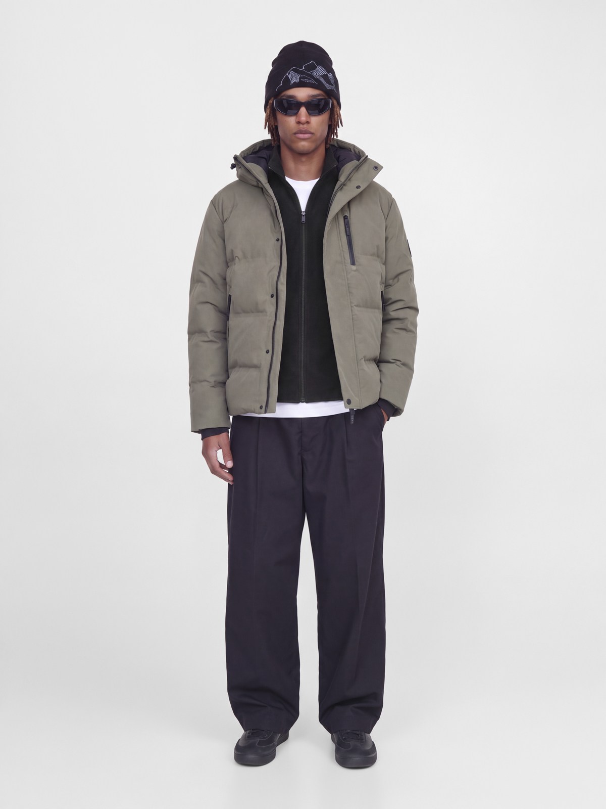 JJSTIGNES HIGH NECK FULL ZIP Black