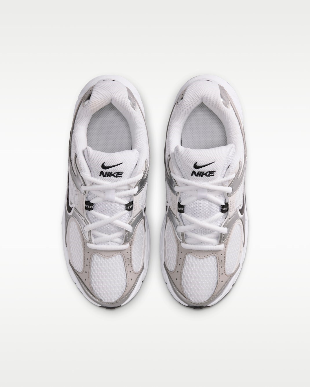 Nike V5 RNR (Gs) Beyaz