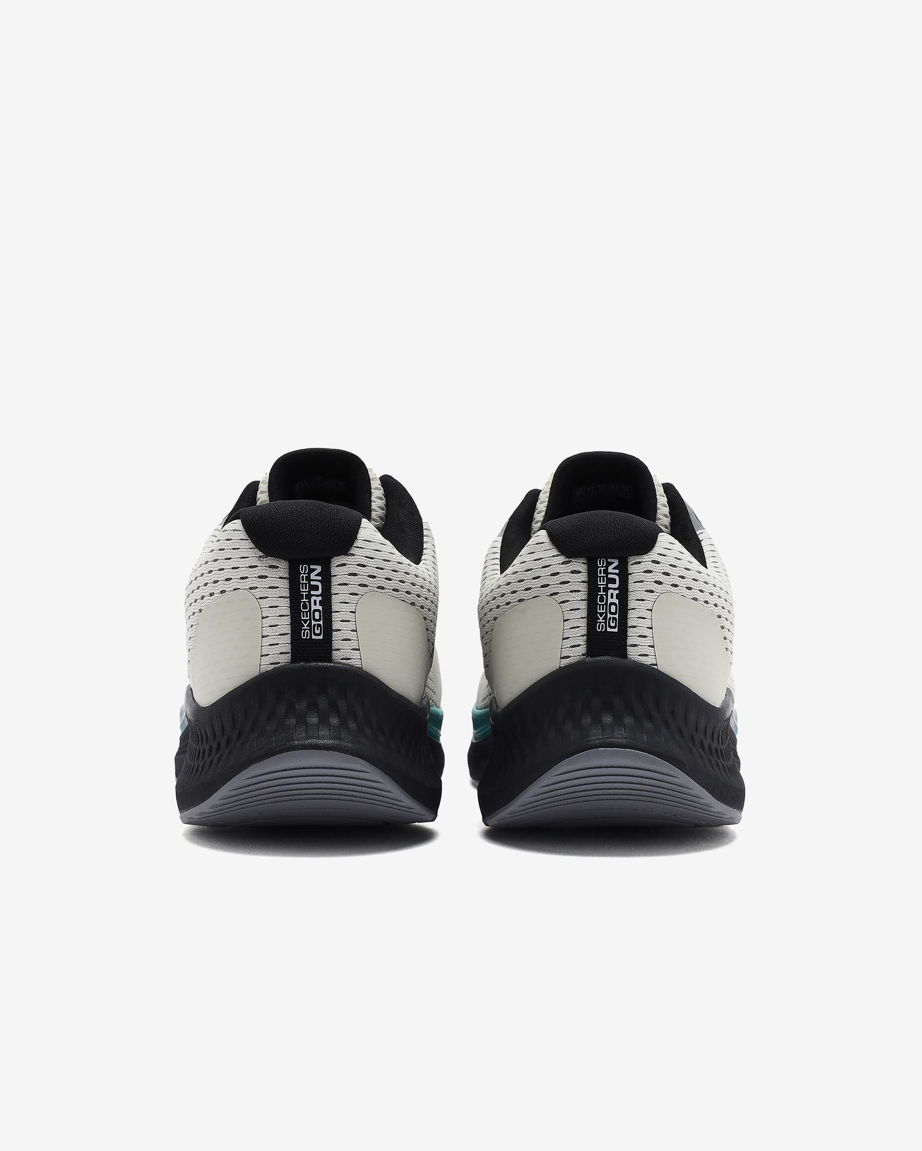 Skechers GO RUN CONSISTENT 2.0 - MILE MARKER Beyaz