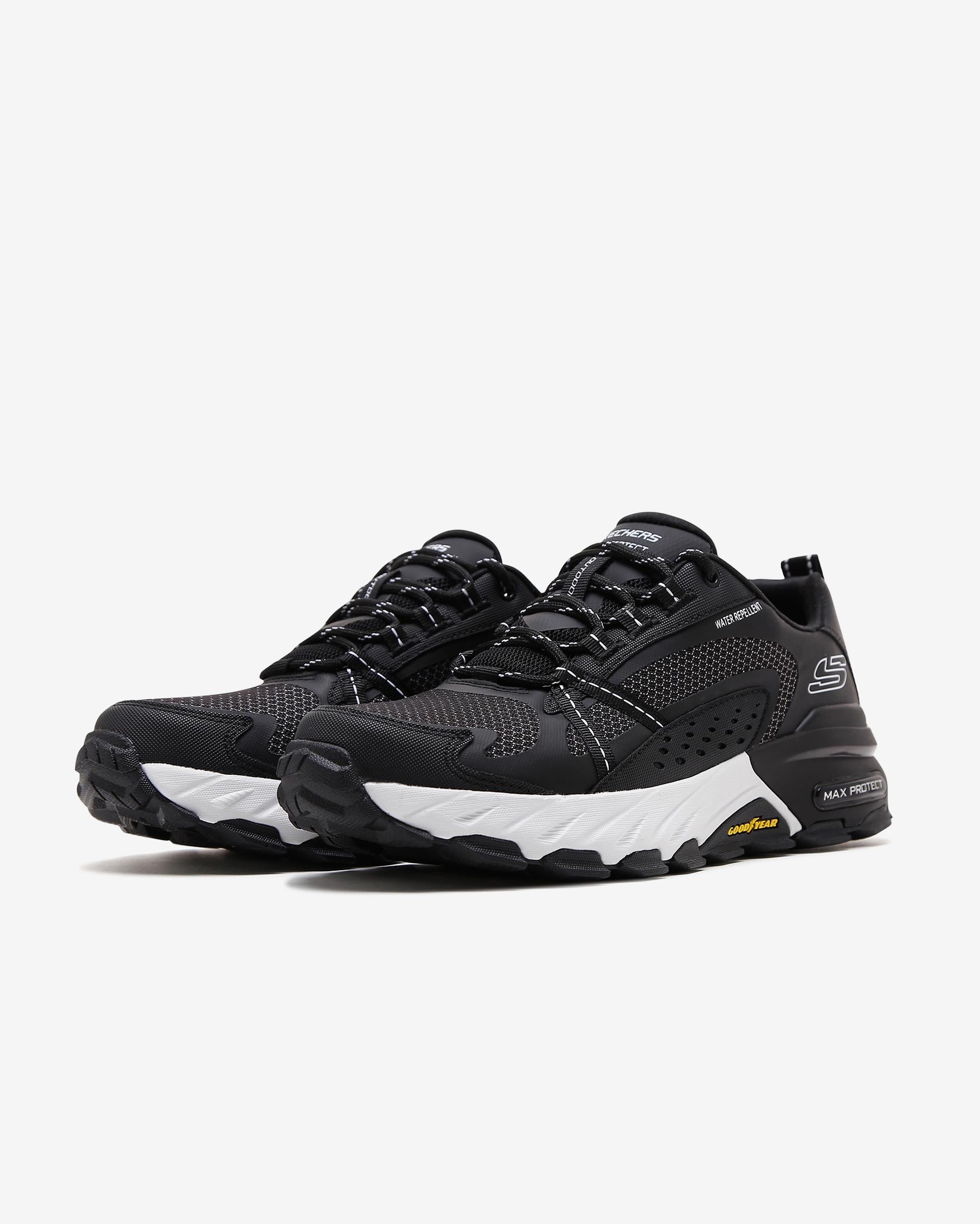 Skechers MAX PROTECT Siyah/Beyaz