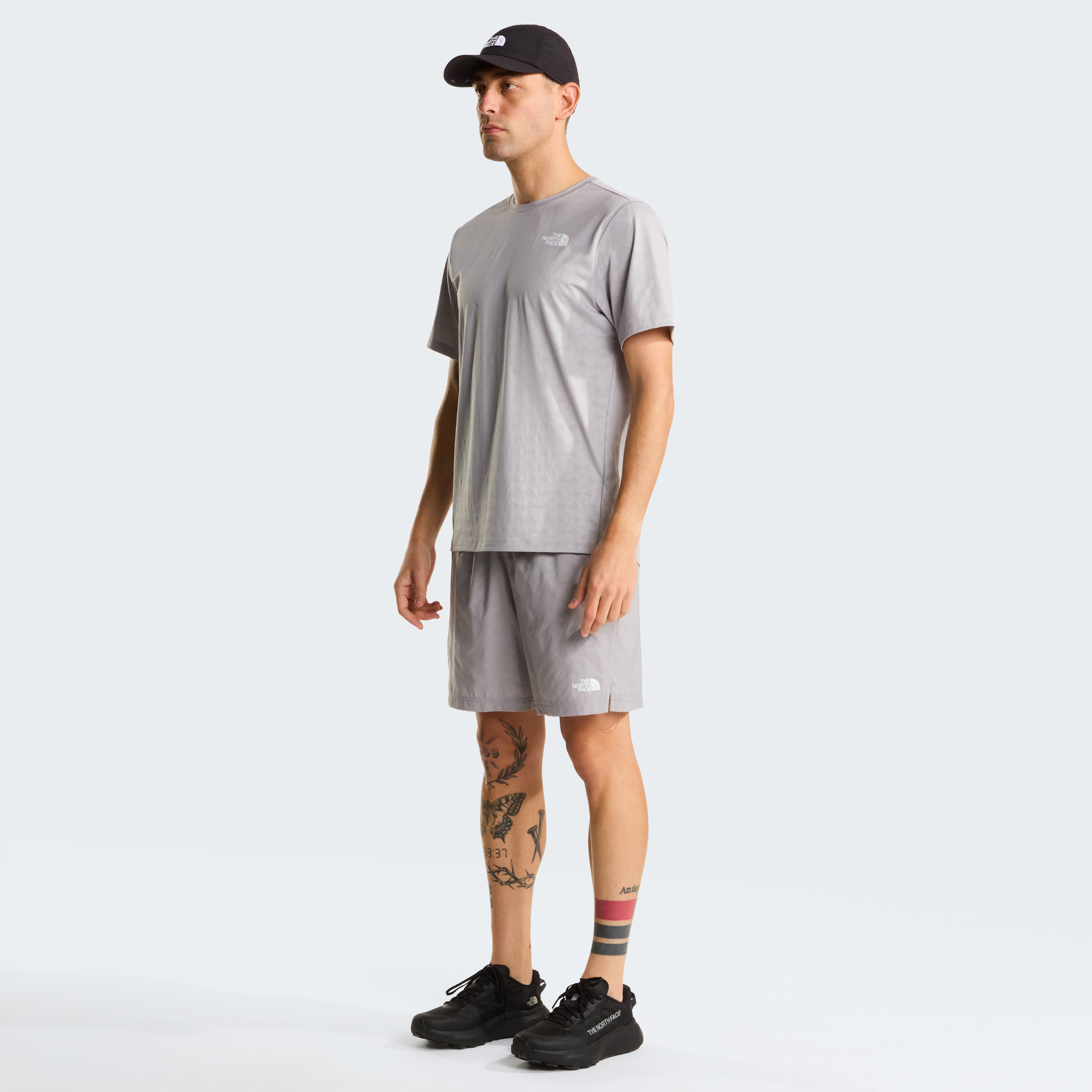 M 24/7 PENTADOME EMBOSSED REG SS TEE GREY