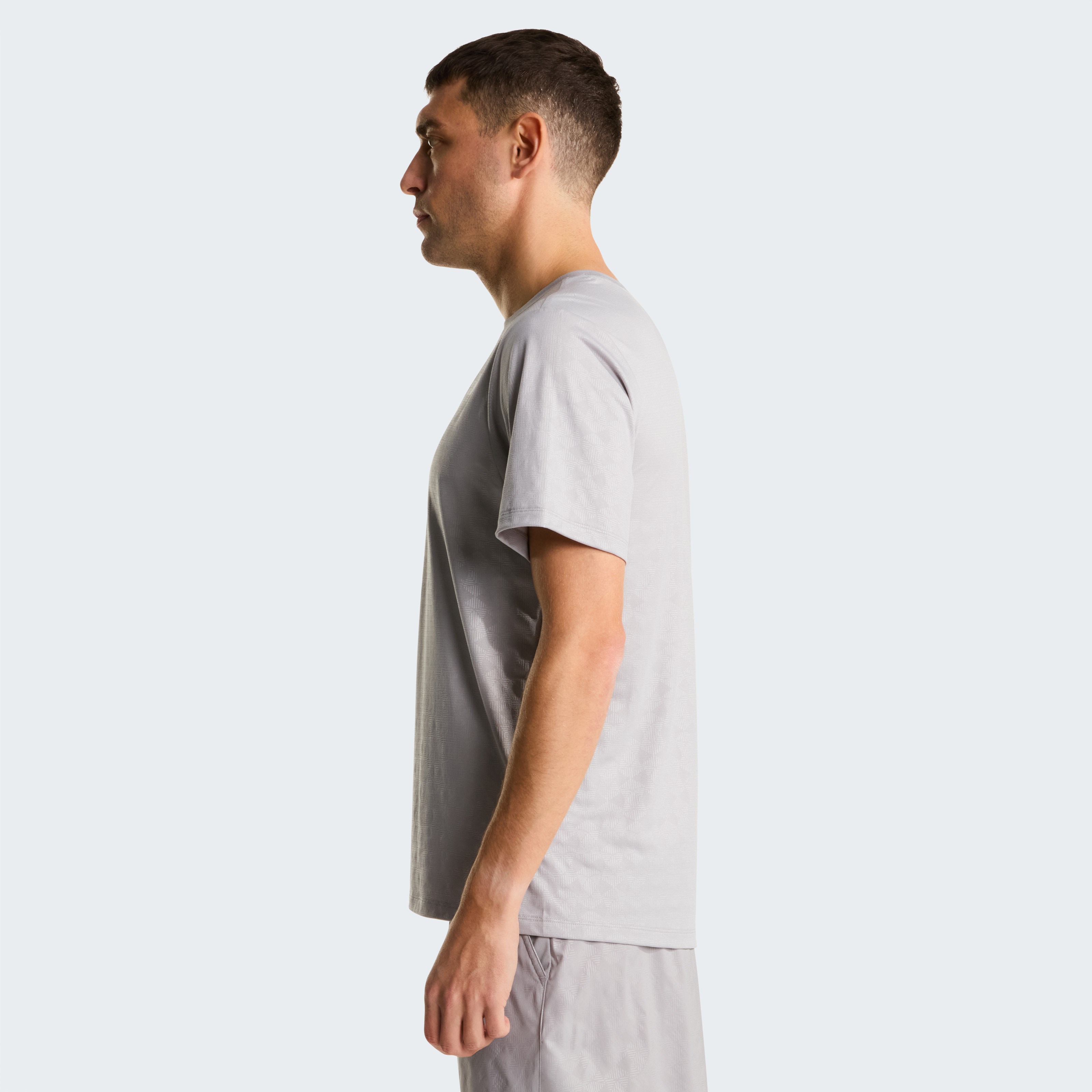 M 24/7 PENTADOME EMBOSSED REG SS TEE GREY