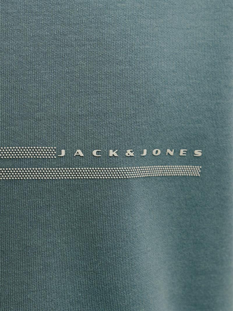 JCOFUSION CHEST BRAND TEE SS CREW NOOS North Atlantic