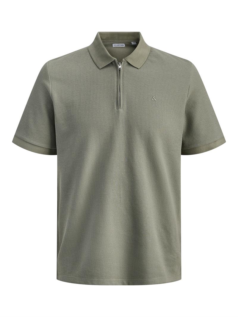 JJEAUSTIN ZIP POLO SS NOOS Vetiver