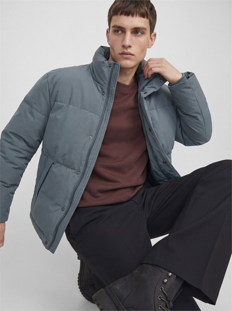 JJESOHO PUFFER COLLAR AW26 SN Turbulence