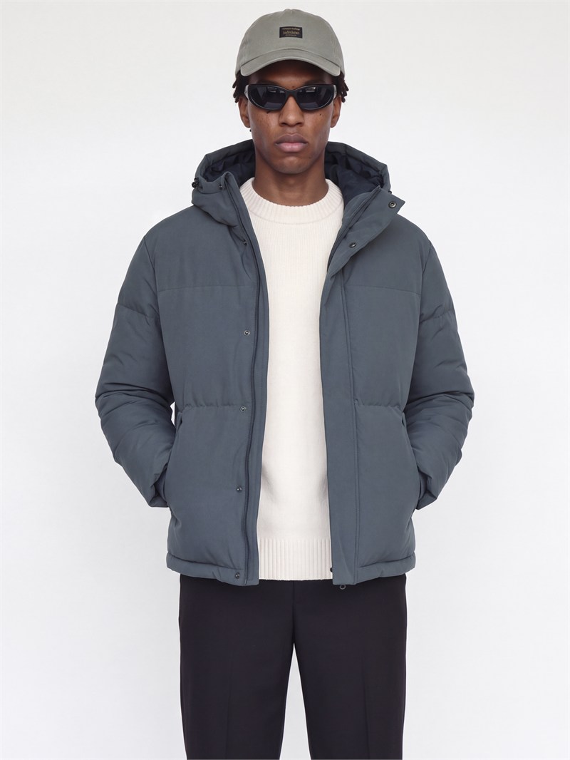 JJESOHO PUFFER HOOD AW26 SN Turbulence