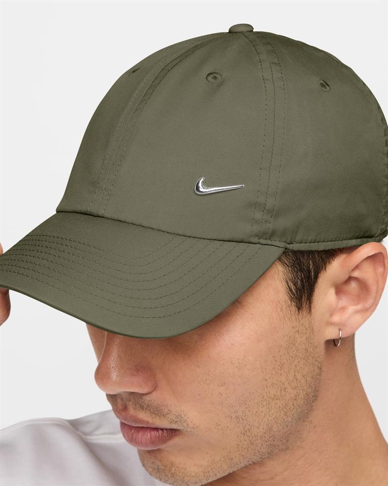 Nike Dri-FIT Club Unstructured Metal Swoosh Cap Yeşil