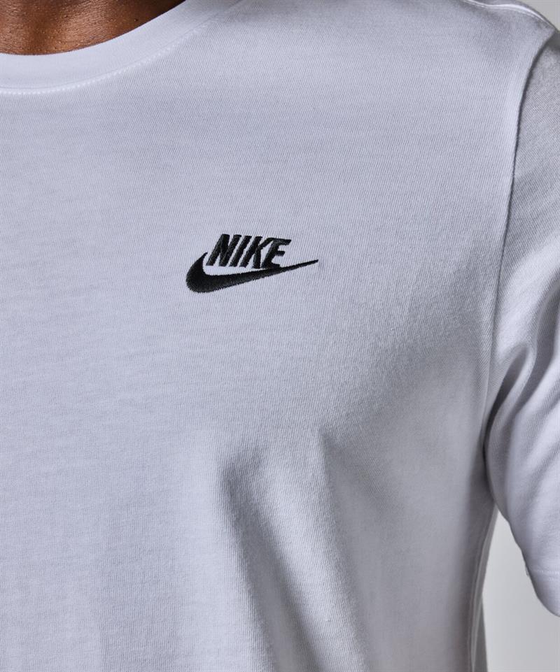 Nike Sportswear Club T-Shirt Beyaz