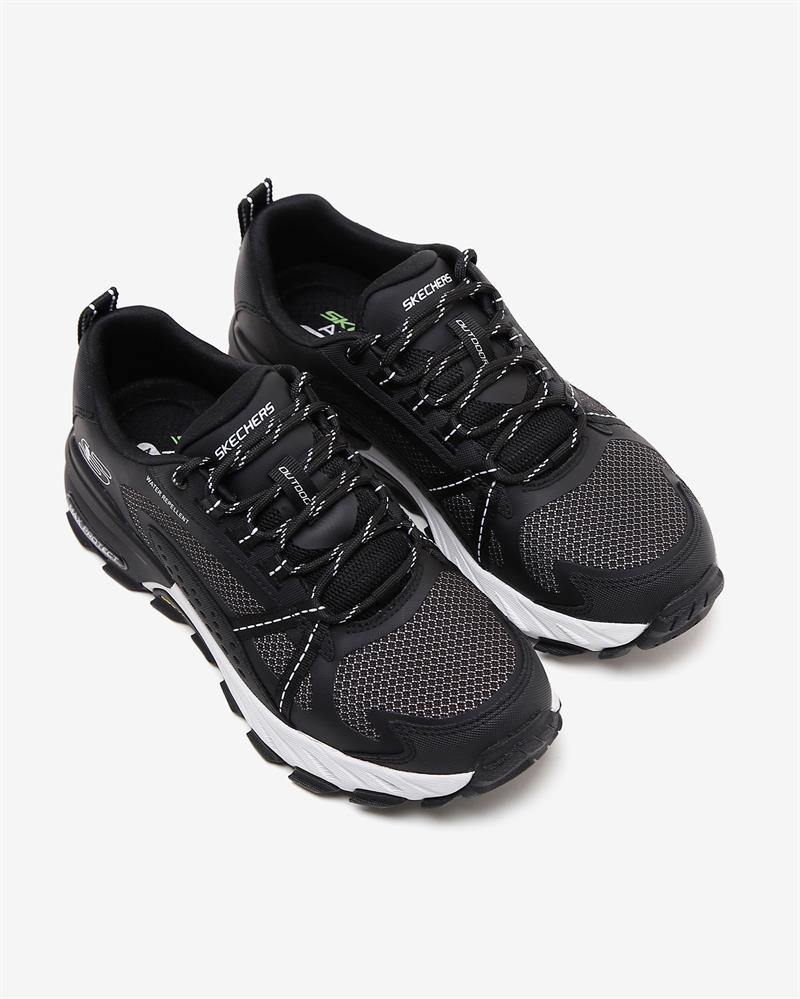 Skechers MAX PROTECT Siyah/Beyaz