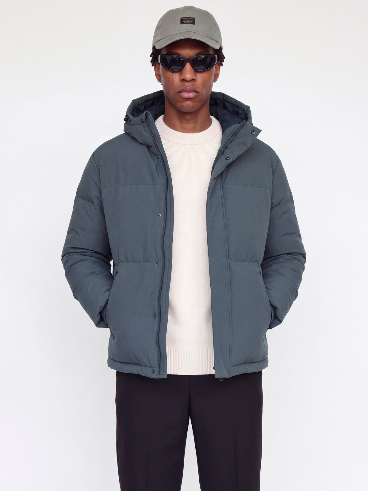 JJESOHO PUFFER HOOD AW26 SN Turbulence