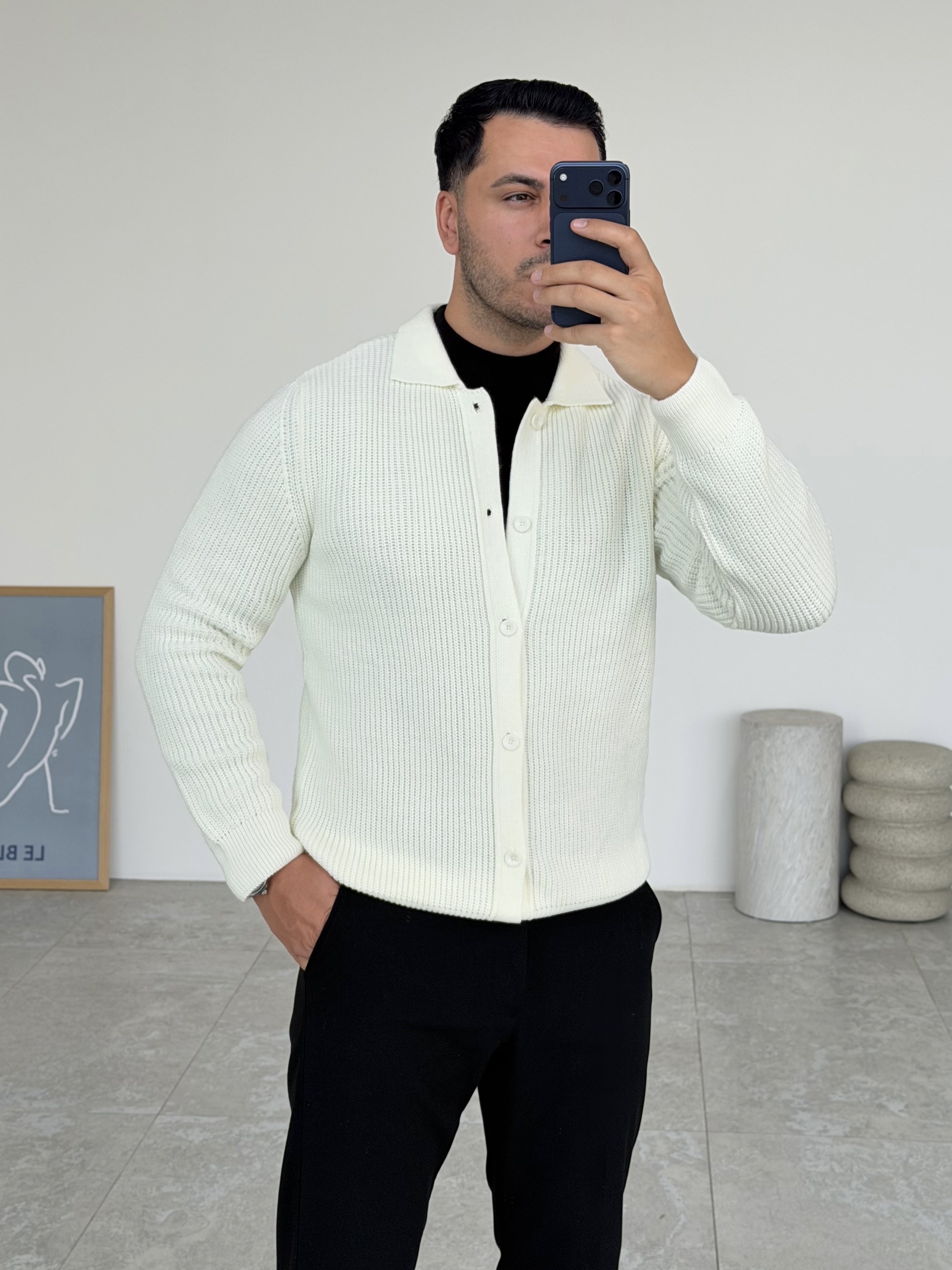 Seul Beyaz Düğmeli Hırka