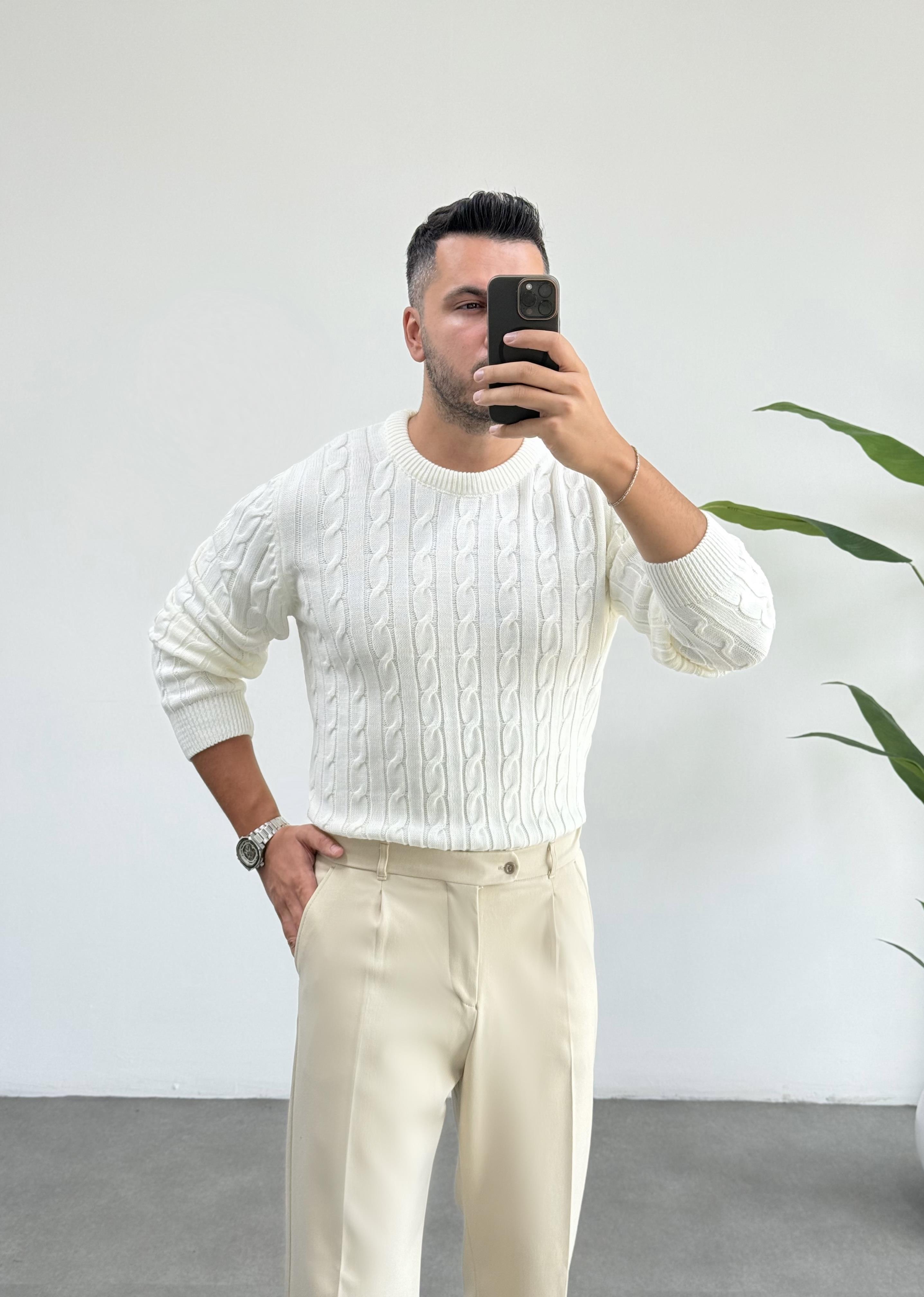 Voi Beyaz Örgü Kazak