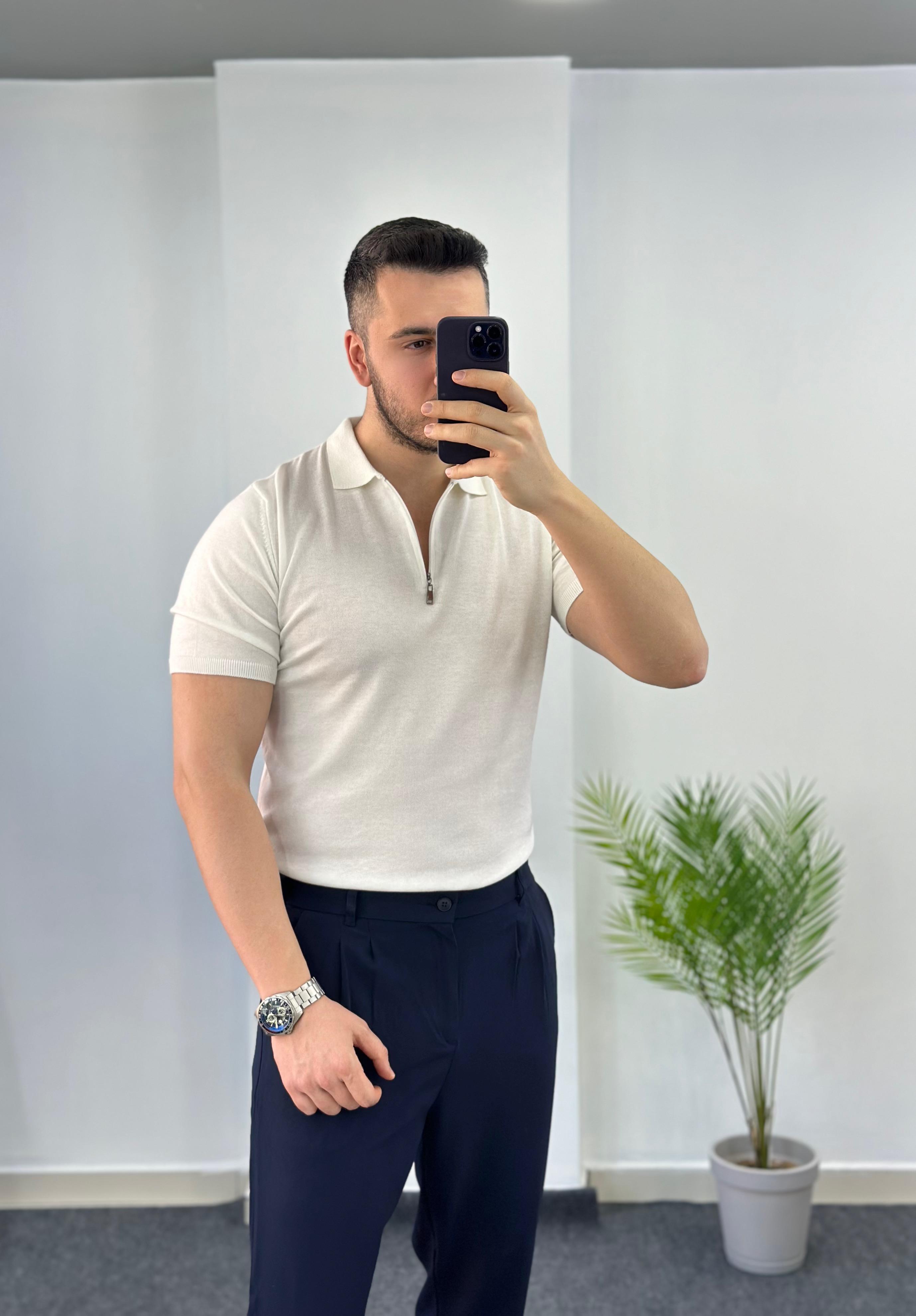 Beyaz Fermuarlı Triko Tişört 