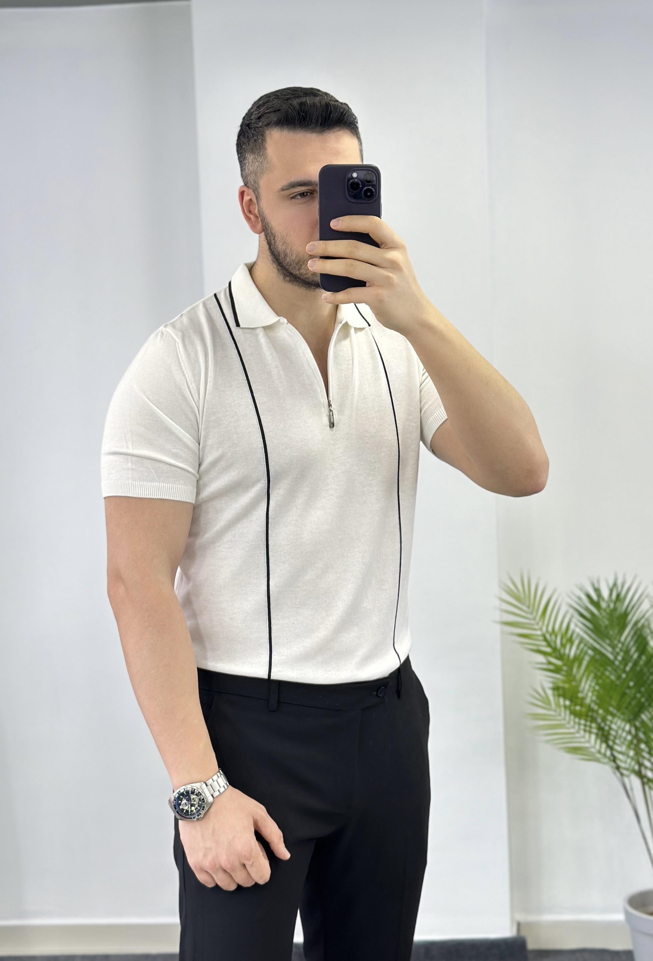 Beyaz İnce Çizgi Fermuarlı Triko Tişört