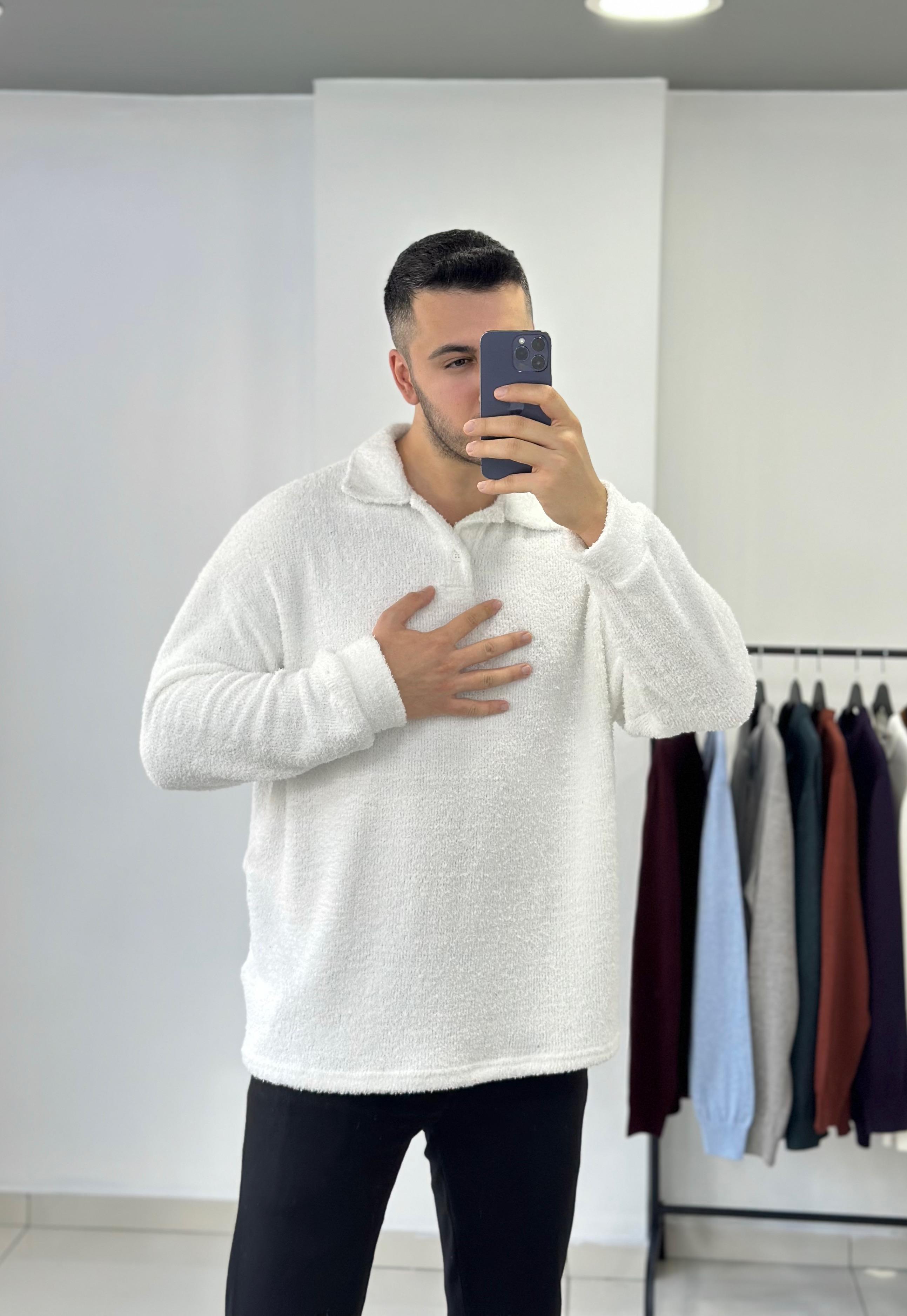 Beyaz Oversize Peluş Sweat