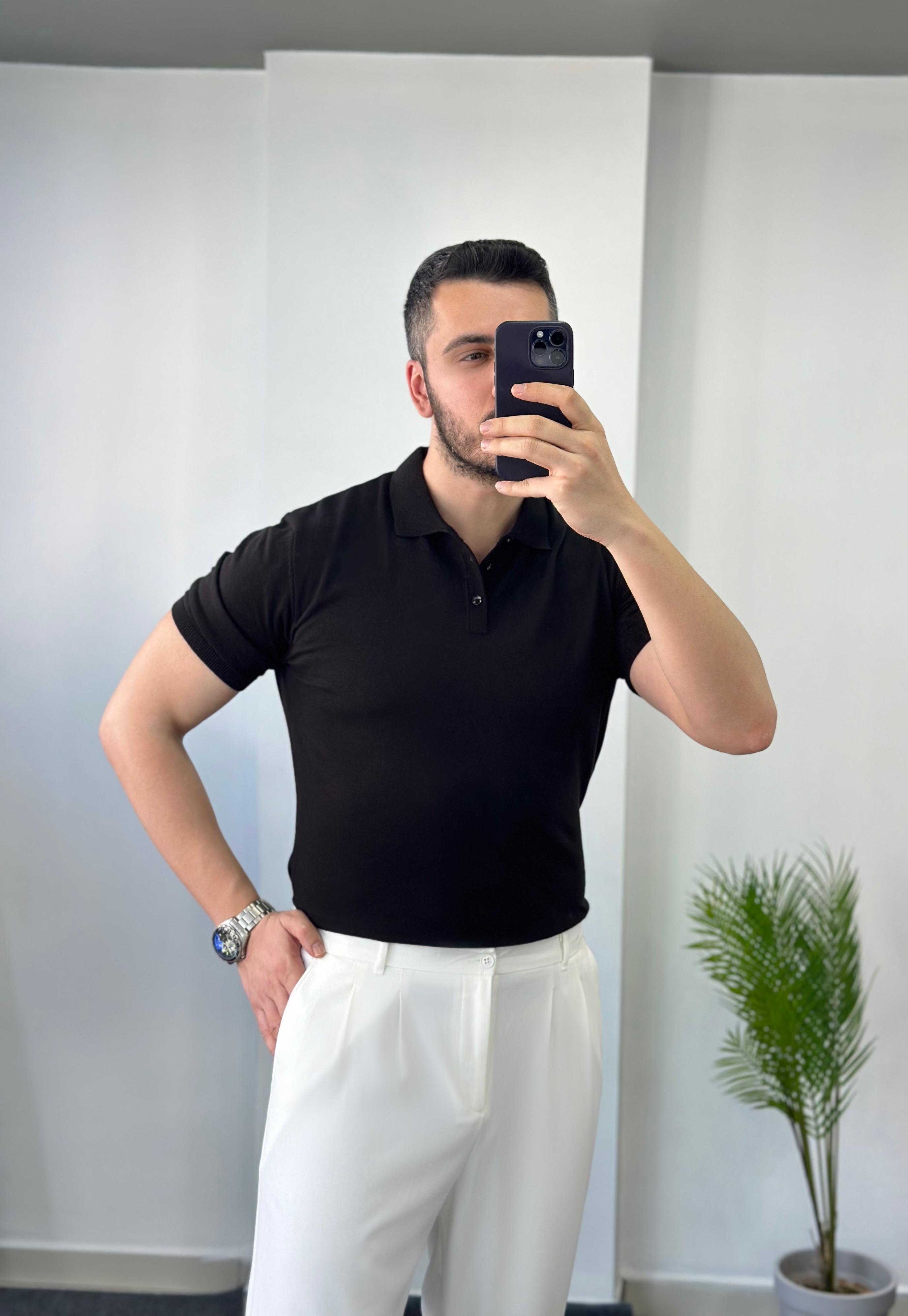 Düğmeli Siyah Triko Tişört 