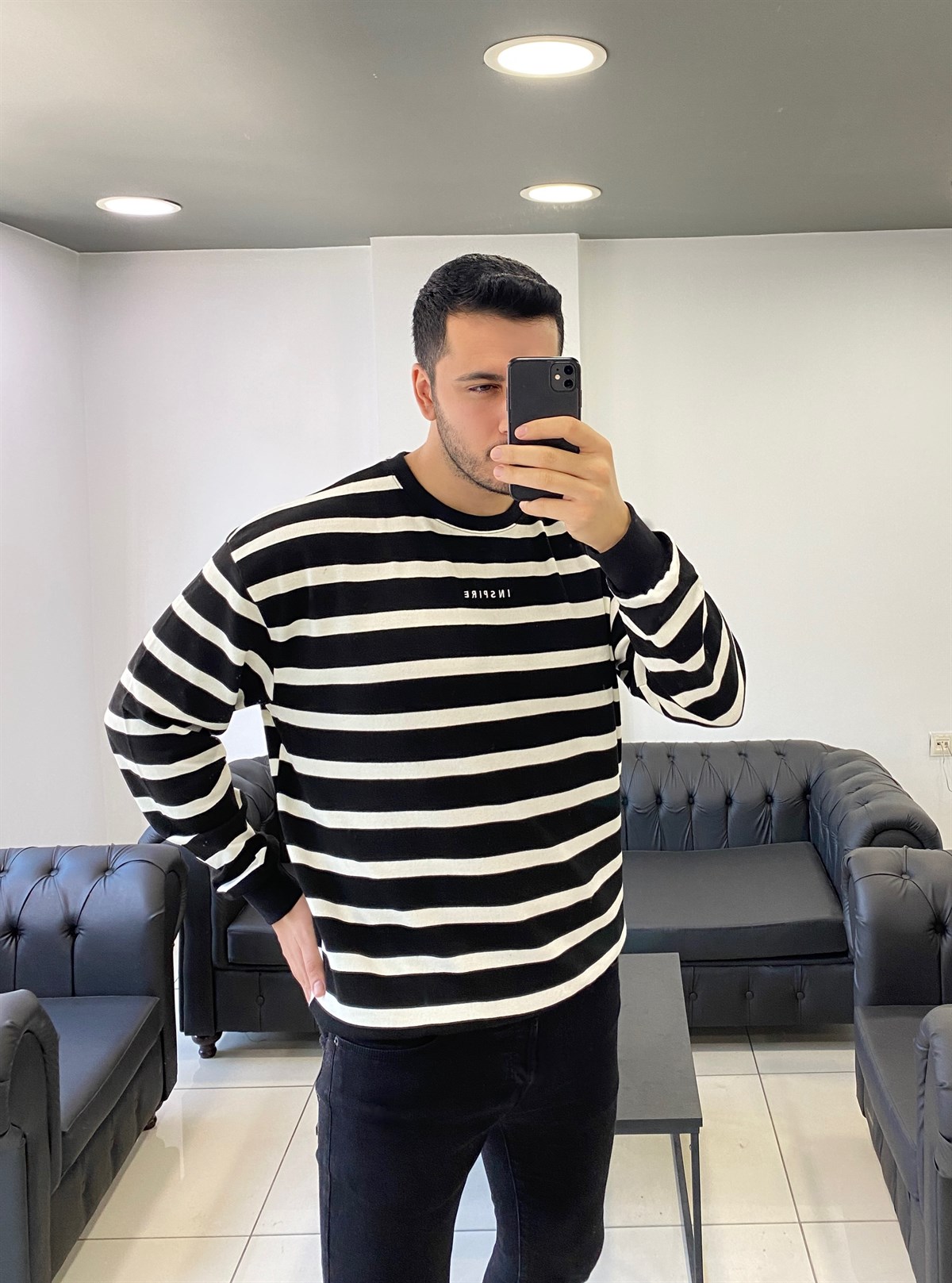 Nakış Detay Çizgili Oversize Triko