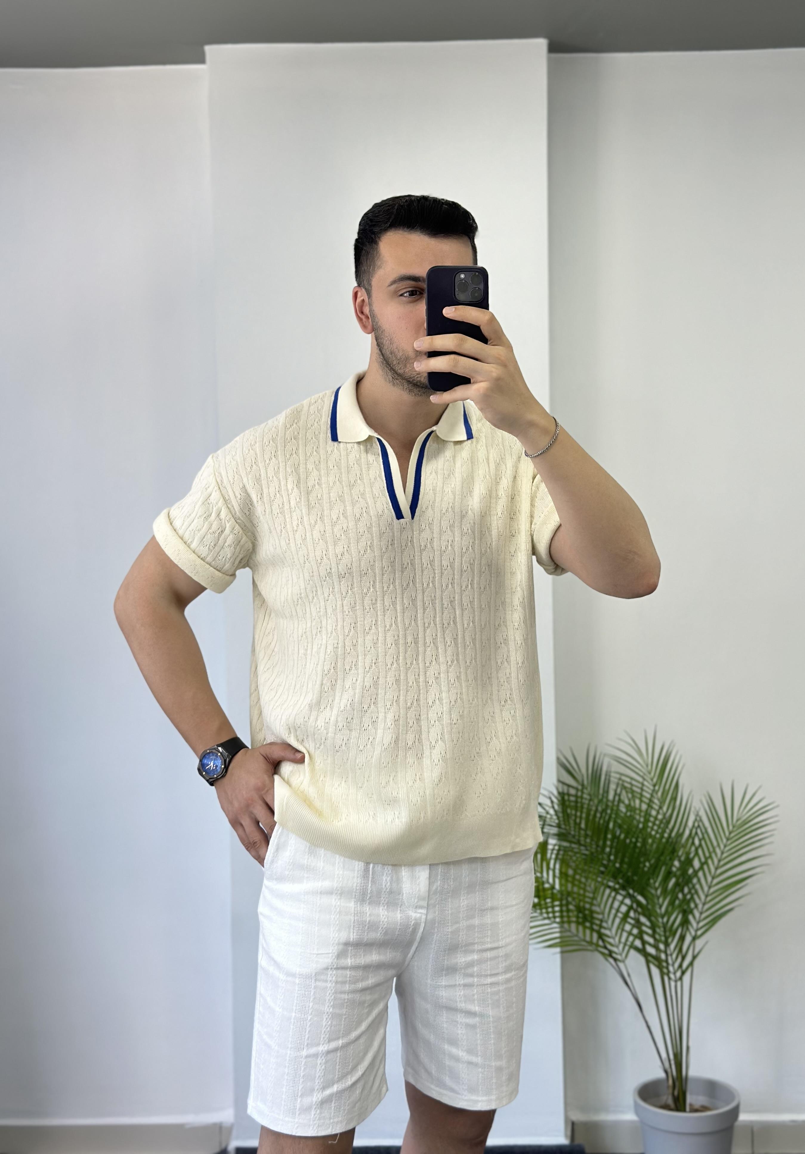 Örme Krem Lacivert Yaka Detay Tişört 