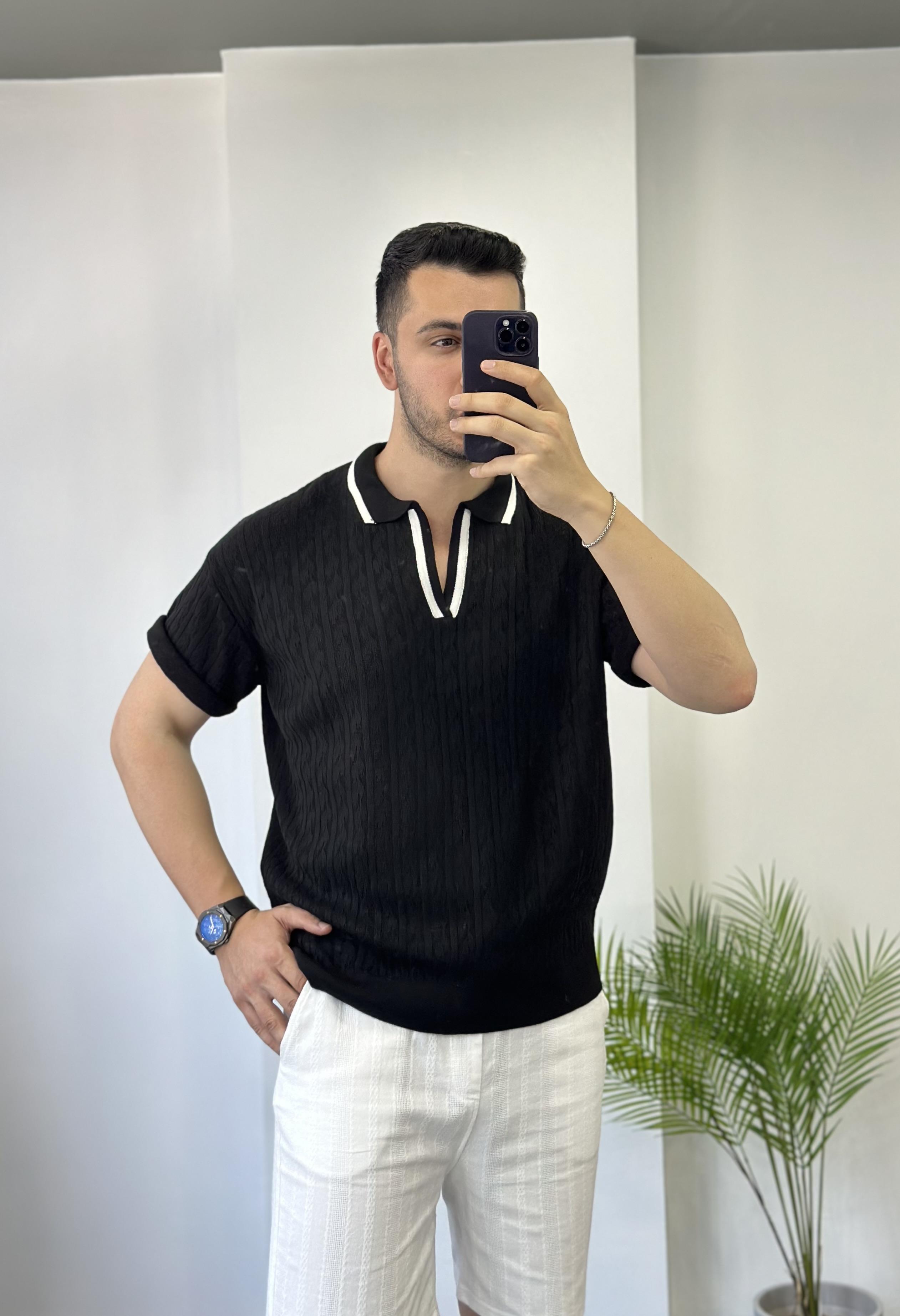 Örme Siyah Beyaz Yaka Detay Tişört 